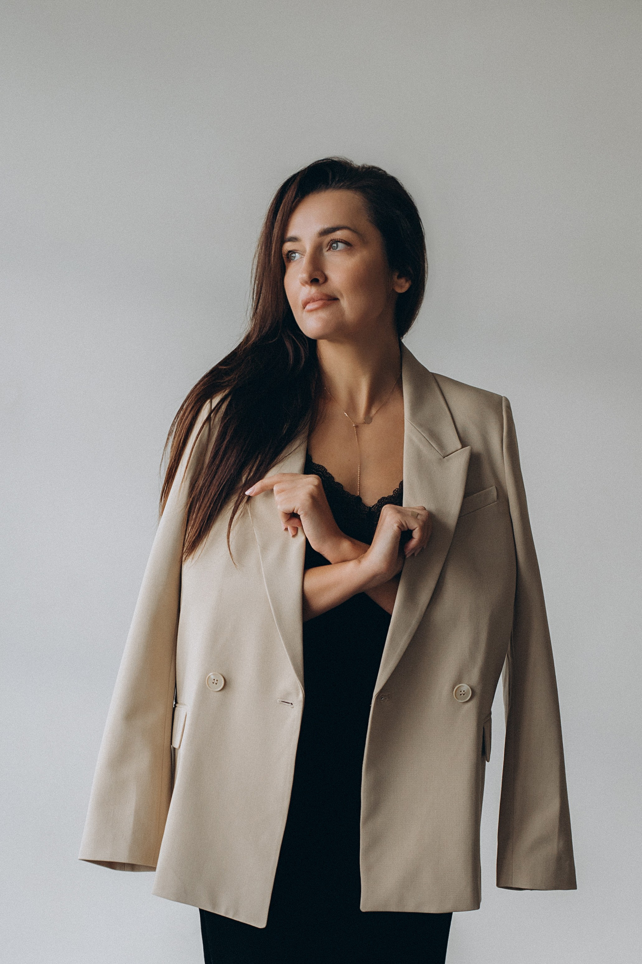 Портретна фотосесія Тернопіль, зйомка дівчат, контент фотосесія Тернопіль, зйомка контенту для інстаграм, індивідуальний фотограф Тернопіль. Сімейний, дитячий та індивідуальний фотограф в м. Тернопіль, м. Львів