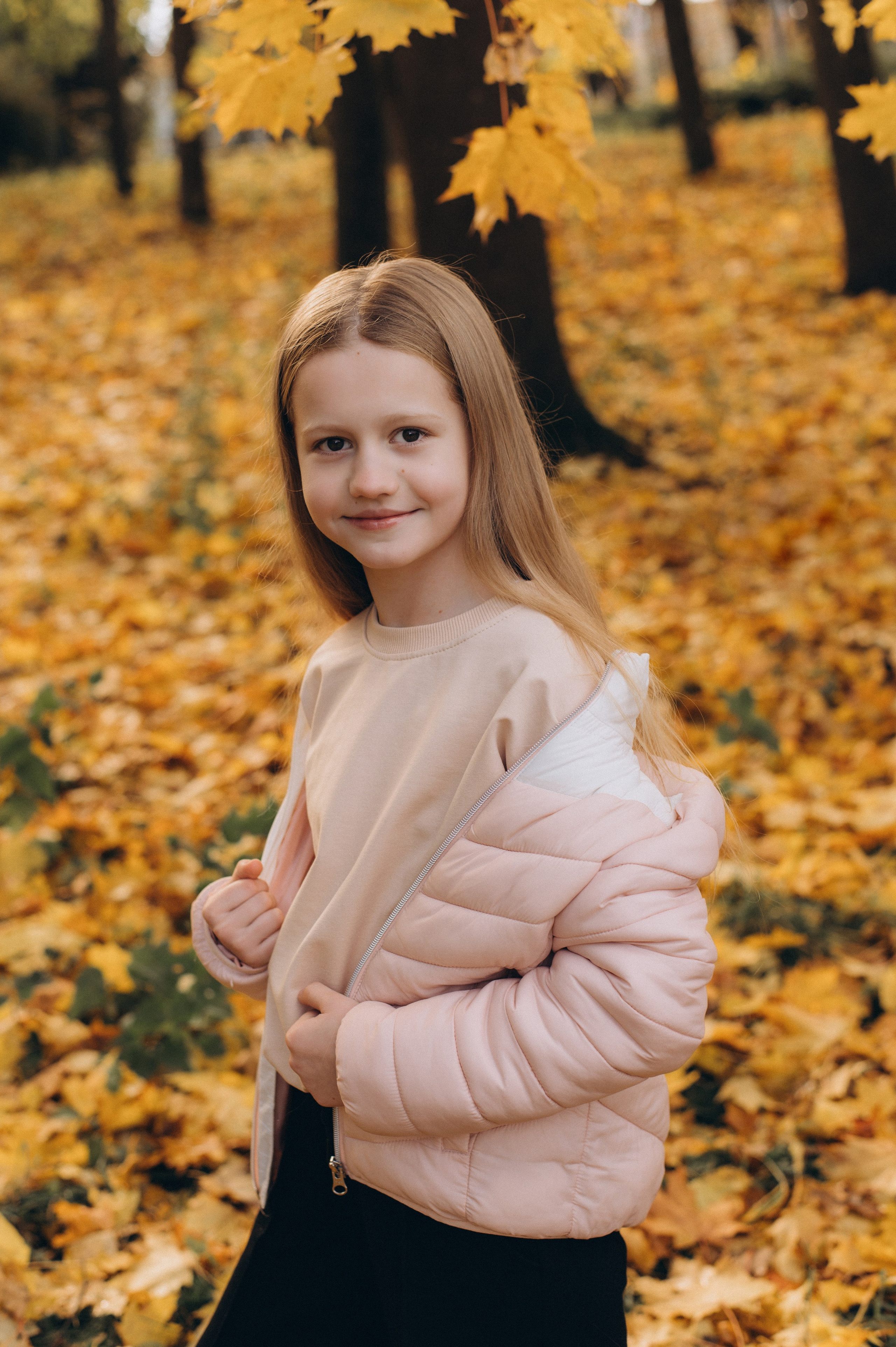 Осіння фотосесія 4 класу на віньєтки, випускні фотоальбоми Тернопіль, фотосесія випускників Тернопіль, шкільний випускний альбом Тернопіль. Сімейний, дитячий та індивідуальний фотограф в м. Тернопіль, м. Львів