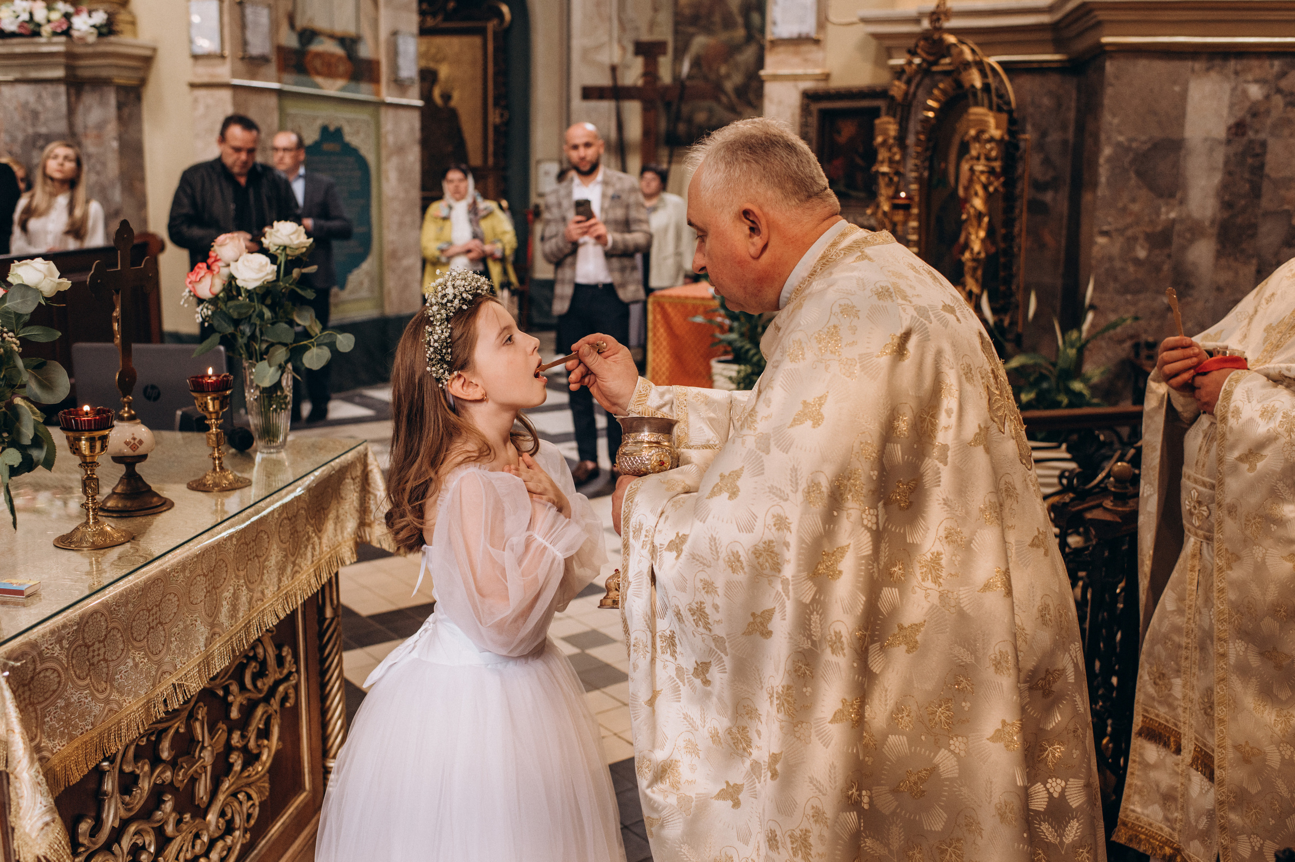 Фотосесія Першого Причастя Тернопіль, зйомка Причастя Тернопіль, Таїнство Першого Причастя Тернопіль, Катедра Причастя Тернопіль. Сімейний, дитячий та індивідуальний фотограф в м. Тернопіль, м. Львів