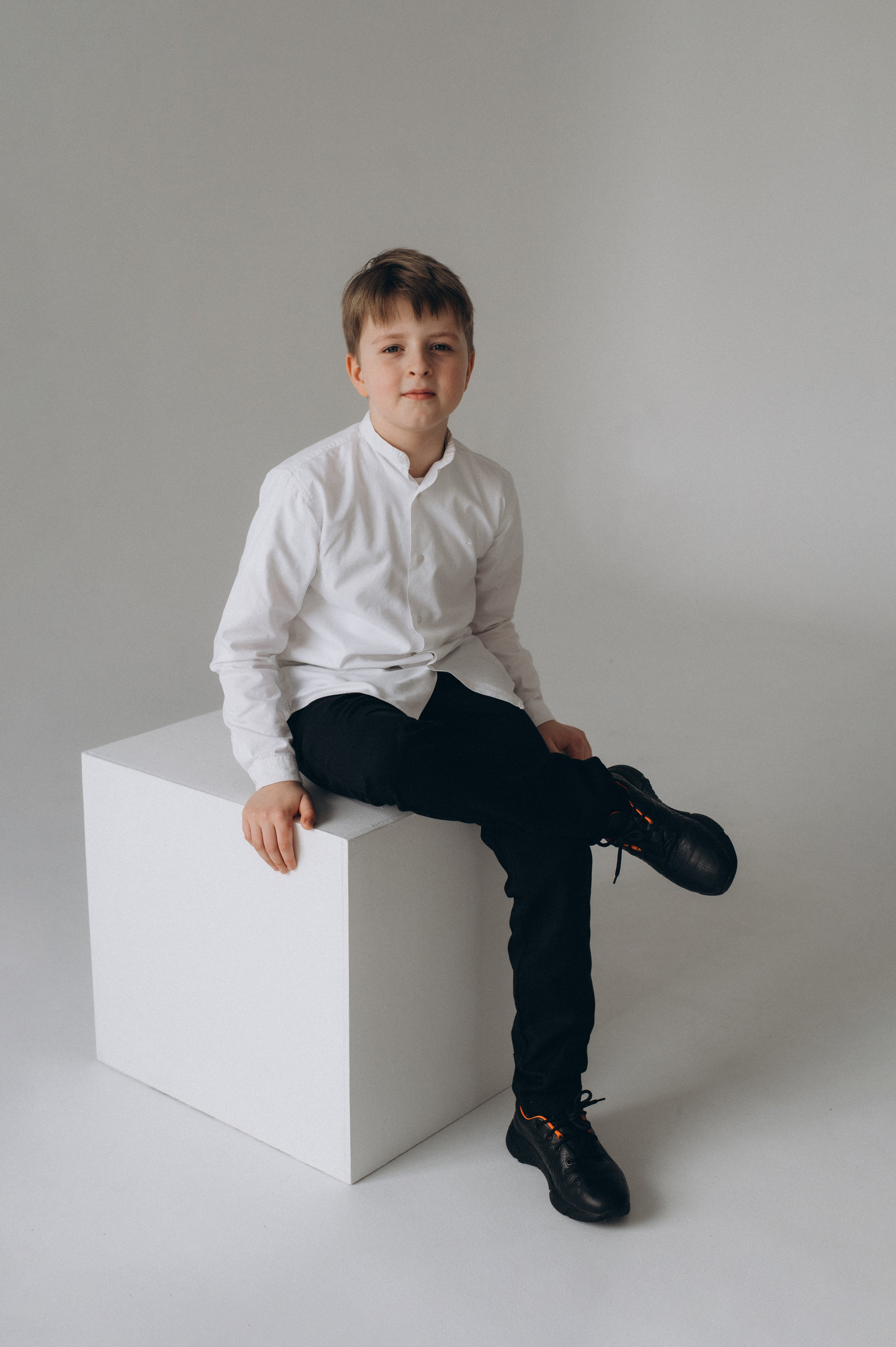 Шкільна фотосесія на віньєтки Тернопіль, шкільні альбоми, фотосесія випускників Тернопіль, випускний альбом, фотограф випускний Тернопіль. Сімейний, дитячий та індивідуальний фотограф в м. Тернопіль, м. Львів