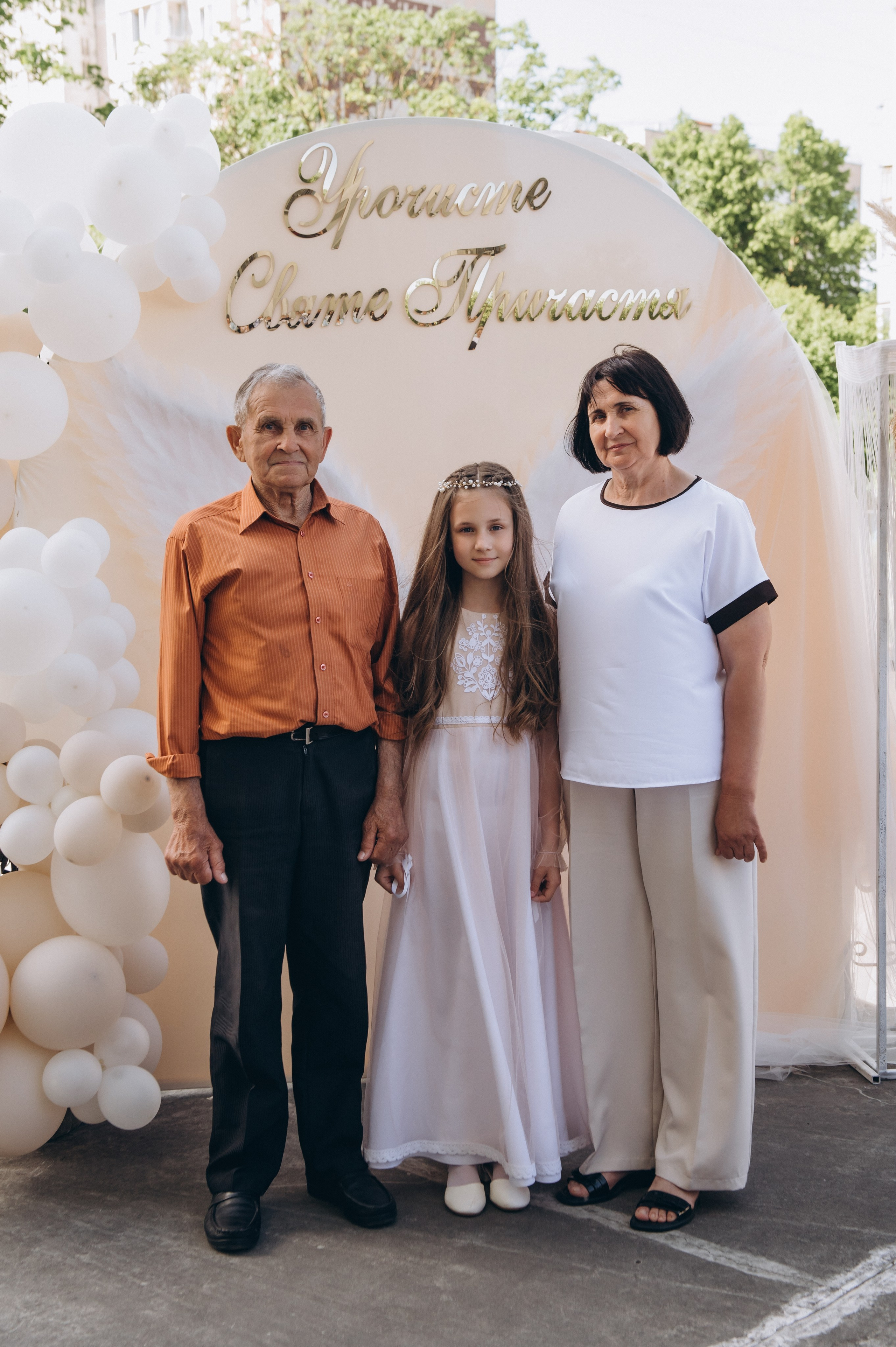 Фотосесія Причастя Тернопіль церква Св Михаїла, фотограф на Причастя Тернопіль, фотосесія Літургії Причастя Тернопіль. Сімейний, дитячий та індивідуальний фотограф в м. Тернопіль, м. Львів