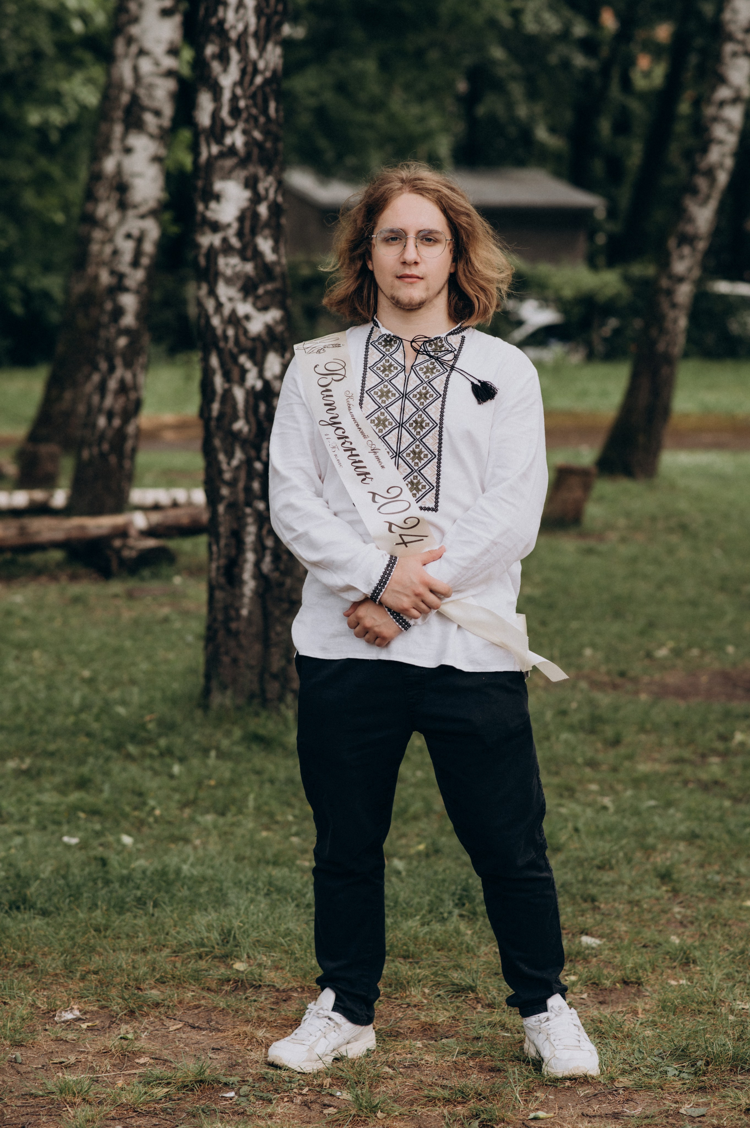 Фотосесія останнього дзвоника, фотосесія випускників Тернопіль, випускний 2024. Сімейний, дитячий та індивідуальний фотограф в м. Тернопіль, м. Львів