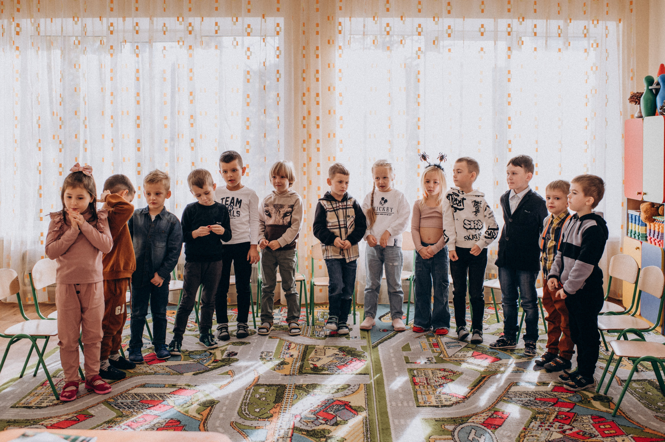 Фотосесія в дитячому садку, фотосесія на віньєтки, випускні фотоальбоми Тернопіль, шкільні фотоальбоми Тернопіль, зйомка випускного садочку. Сімейний, дитячий та індивідуальний фотограф в м. Тернопіль, м. Львів