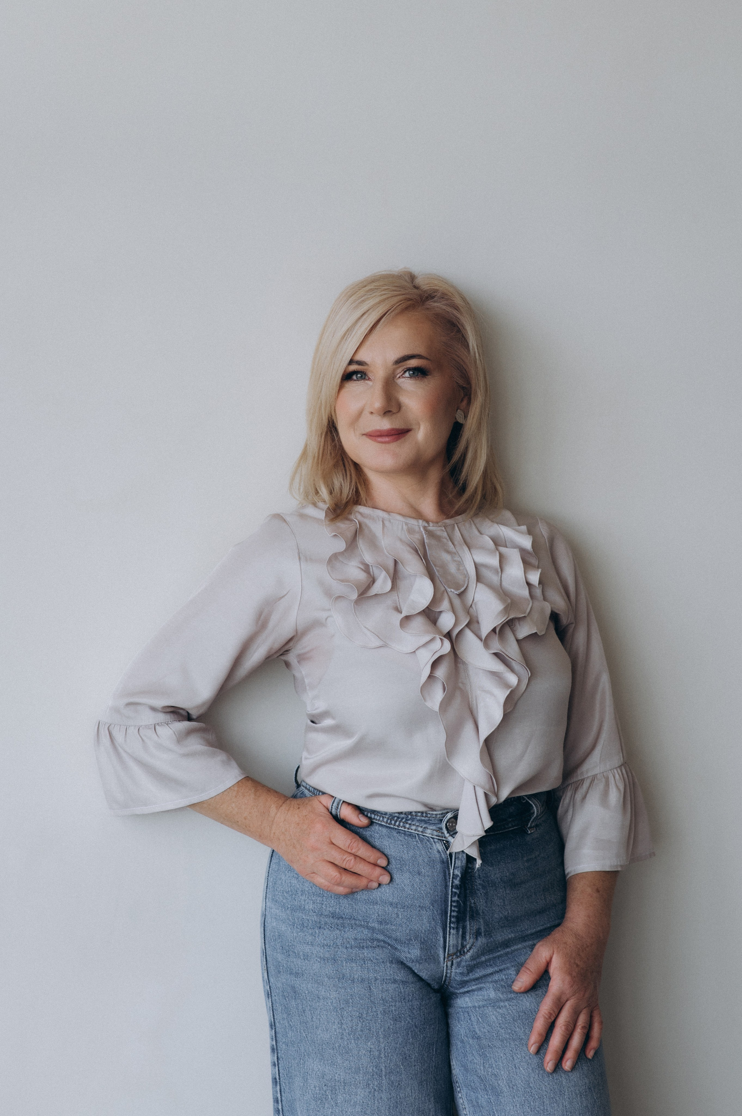 Індивідуальна фотосесія у студії Тернопіль, портретна зйомка Тернопіль, портретний фотограф Львів Тернопіль. Сімейний, дитячий та індивідуальний фотограф в м. Тернопіль, м. Львів