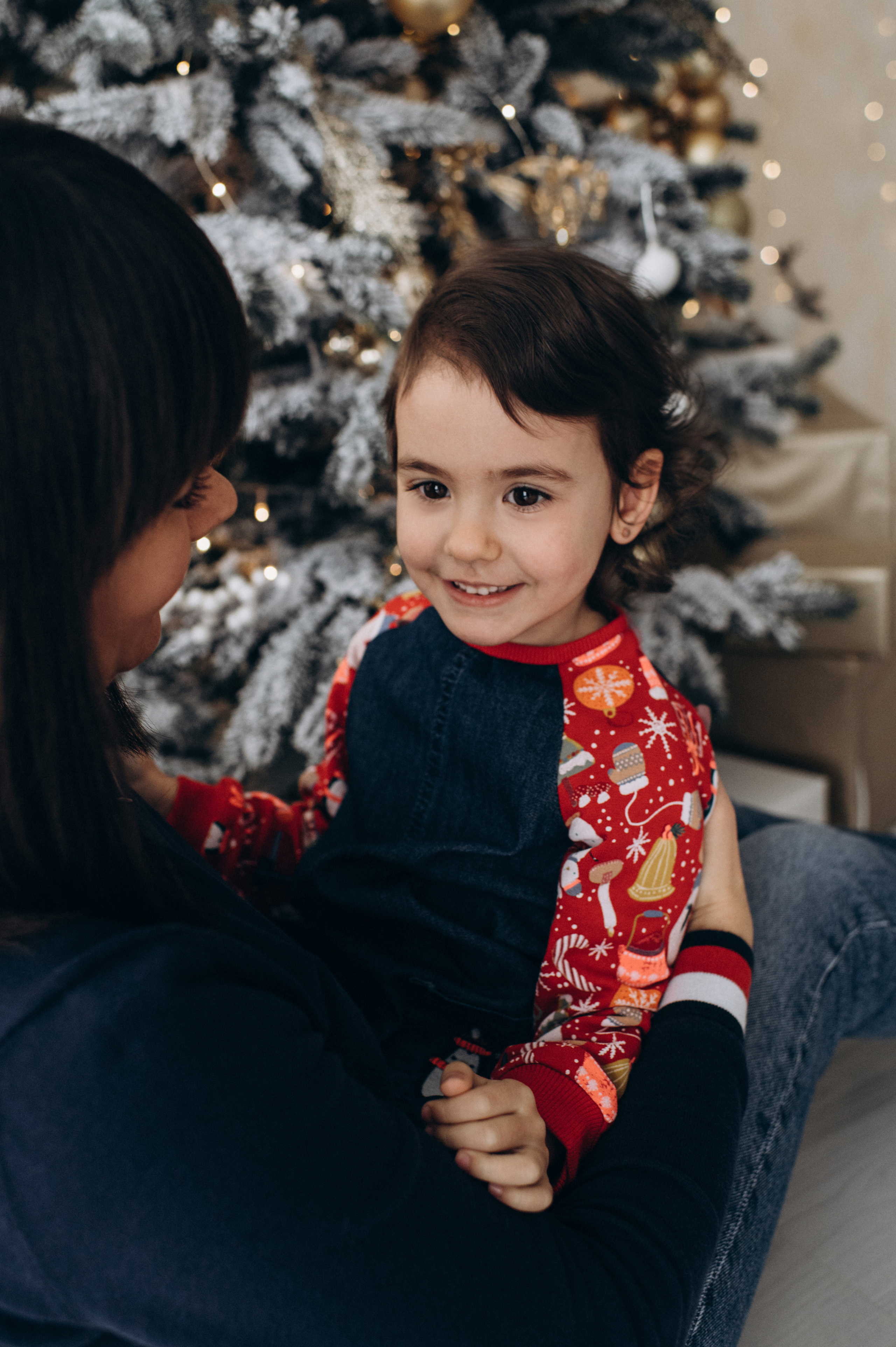 Новорічна сімейна фотосесія Сімейна фотосесія Тернопіль, сімейний фотограф Тернопіль, сімейний фотограф Львів, сімейна зйомка Тернопіль. Сімейний, дитячий та індивідуальний фотограф в м. Тернопіль, м. Львів