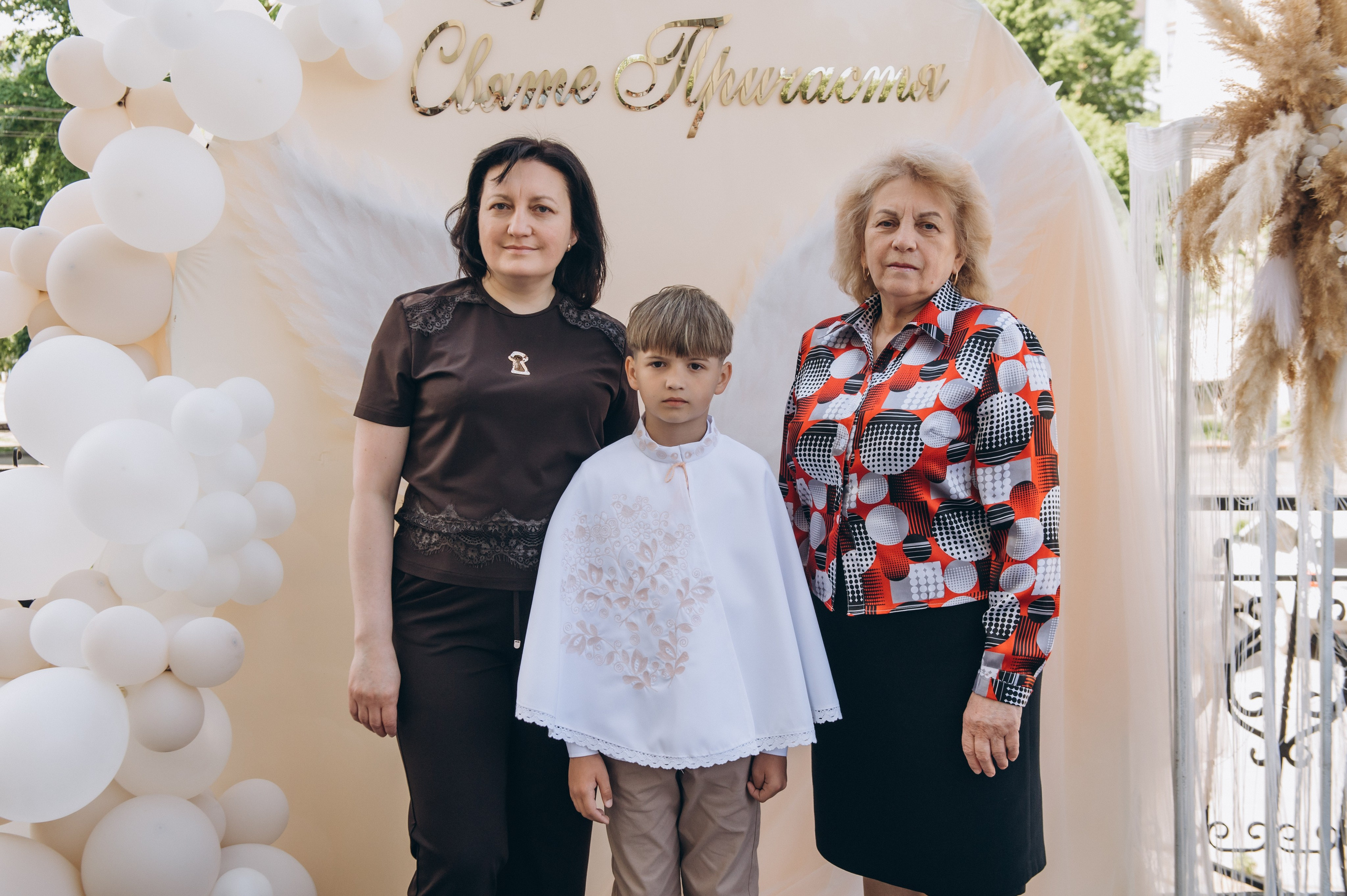 Фотосесія Причастя Тернопіль церква Св Михаїла, фотограф на Причастя Тернопіль, фотосесія Літургії Причастя Тернопіль. Сімейний, дитячий та індивідуальний фотограф в м. Тернопіль, м. Львів