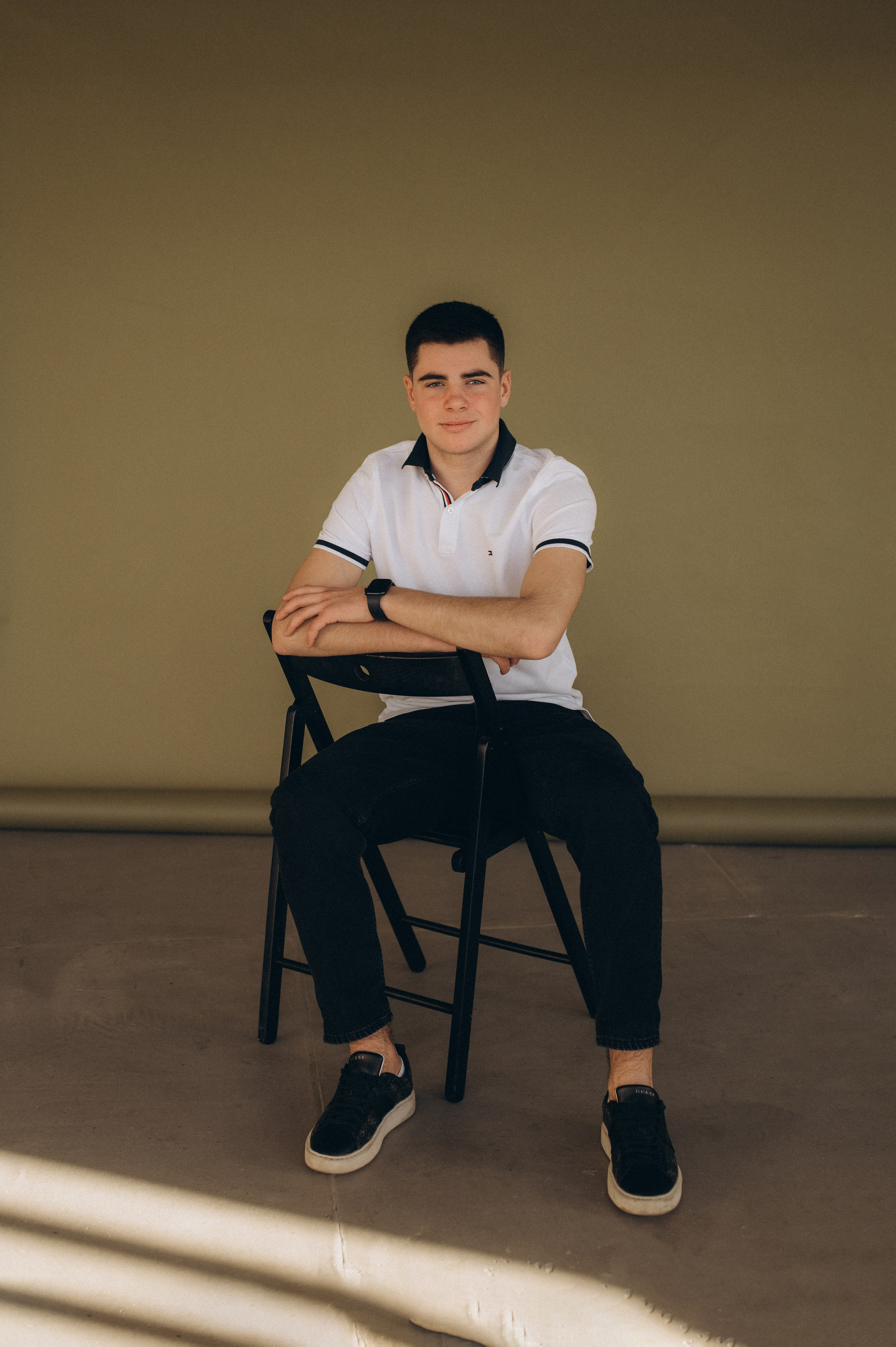 Фотосесія випускників, фотосесія на віньєтки Тернопіль, випускники Тернопіль, випуск 2025. Сімейний, дитячий та індивідуальний фотограф в м. Тернопіль, м. Львів