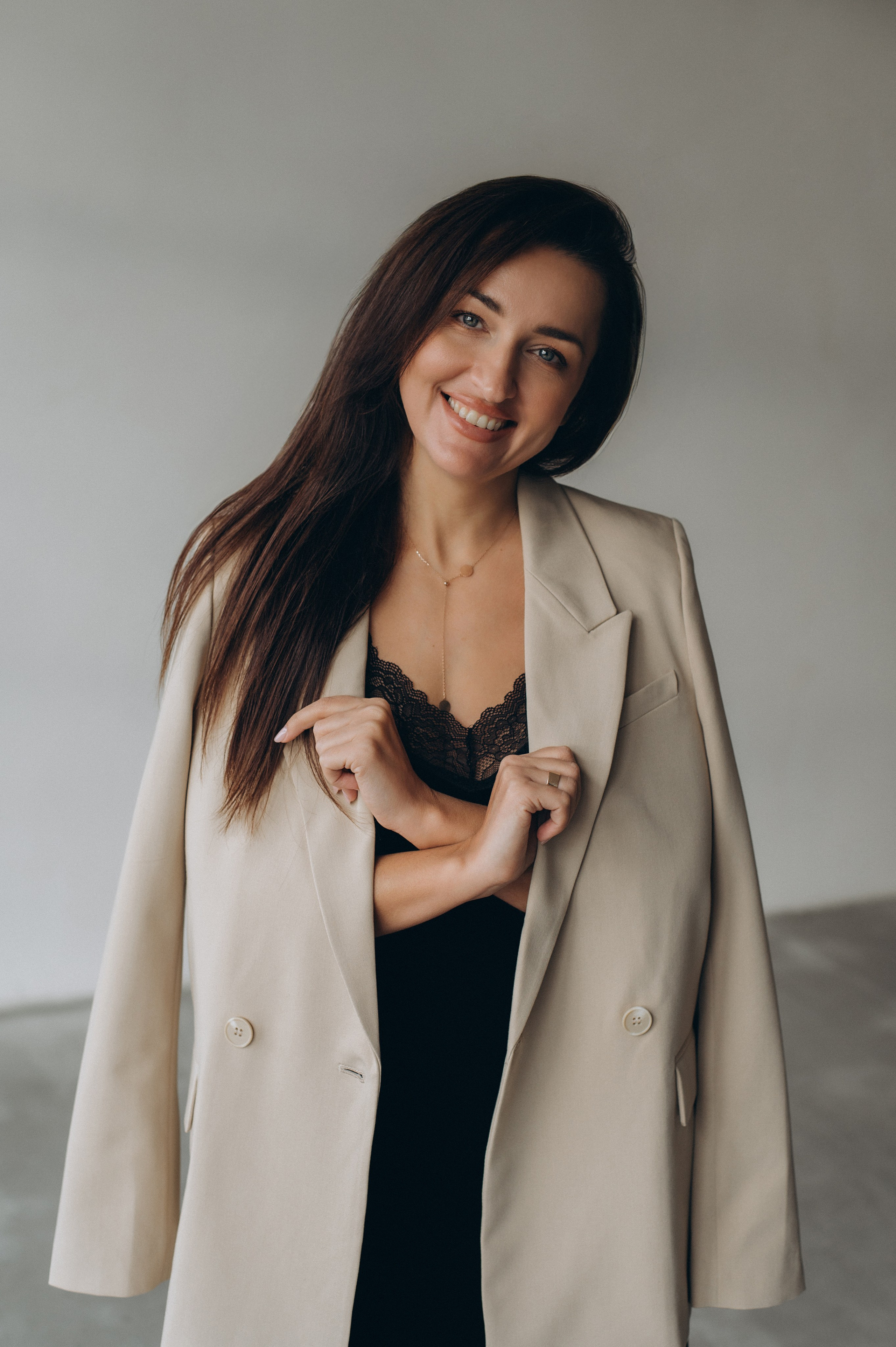 Портретна фотосесія Тернопіль, зйомка дівчат, контент фотосесія Тернопіль, зйомка контенту для інстаграм, індивідуальний фотограф Тернопіль. Сімейний, дитячий та індивідуальний фотограф в м. Тернопіль, м. Львів