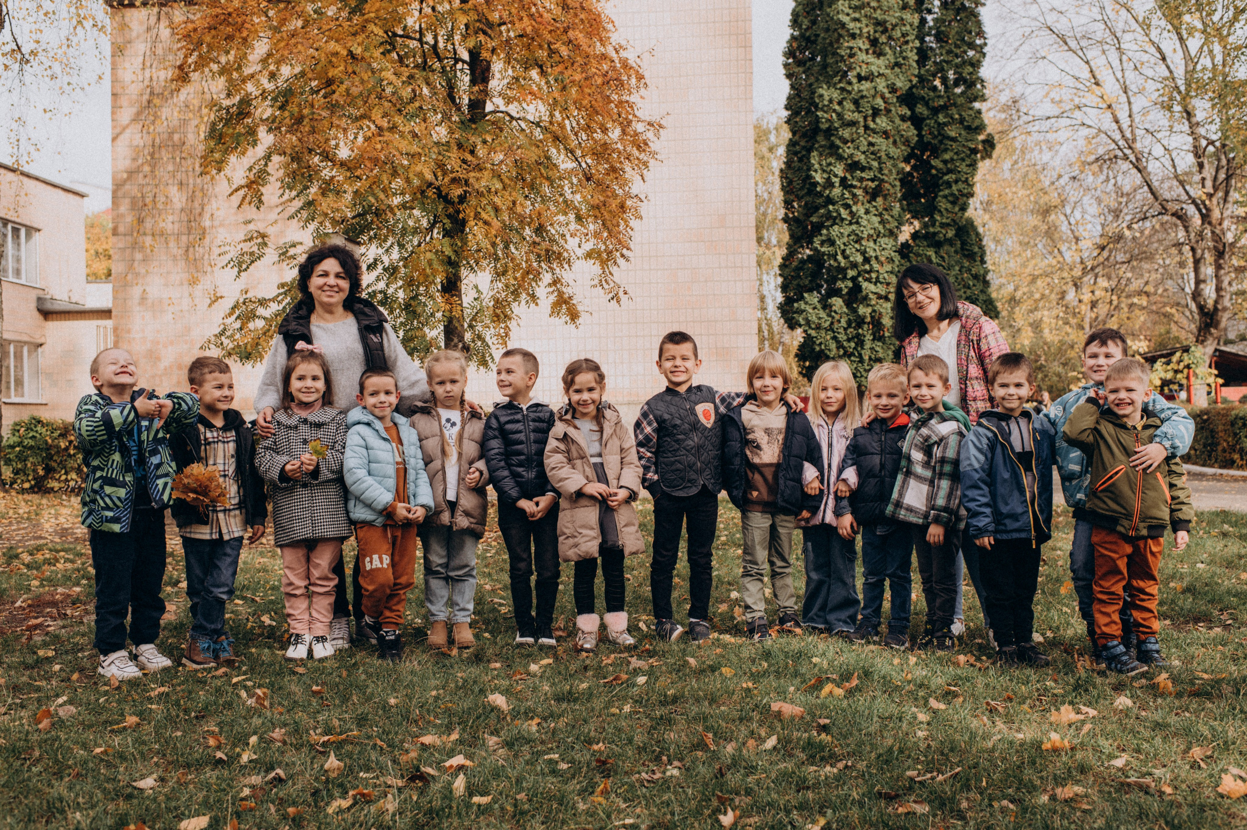 Фотосесія в дитячому садку, фотосесія на віньєтки, випускні фотоальбоми Тернопіль, шкільні фотоальбоми Тернопіль, зйомка випускного садочку. Сімейний, дитячий та індивідуальний фотограф в м. Тернопіль, м. Львів