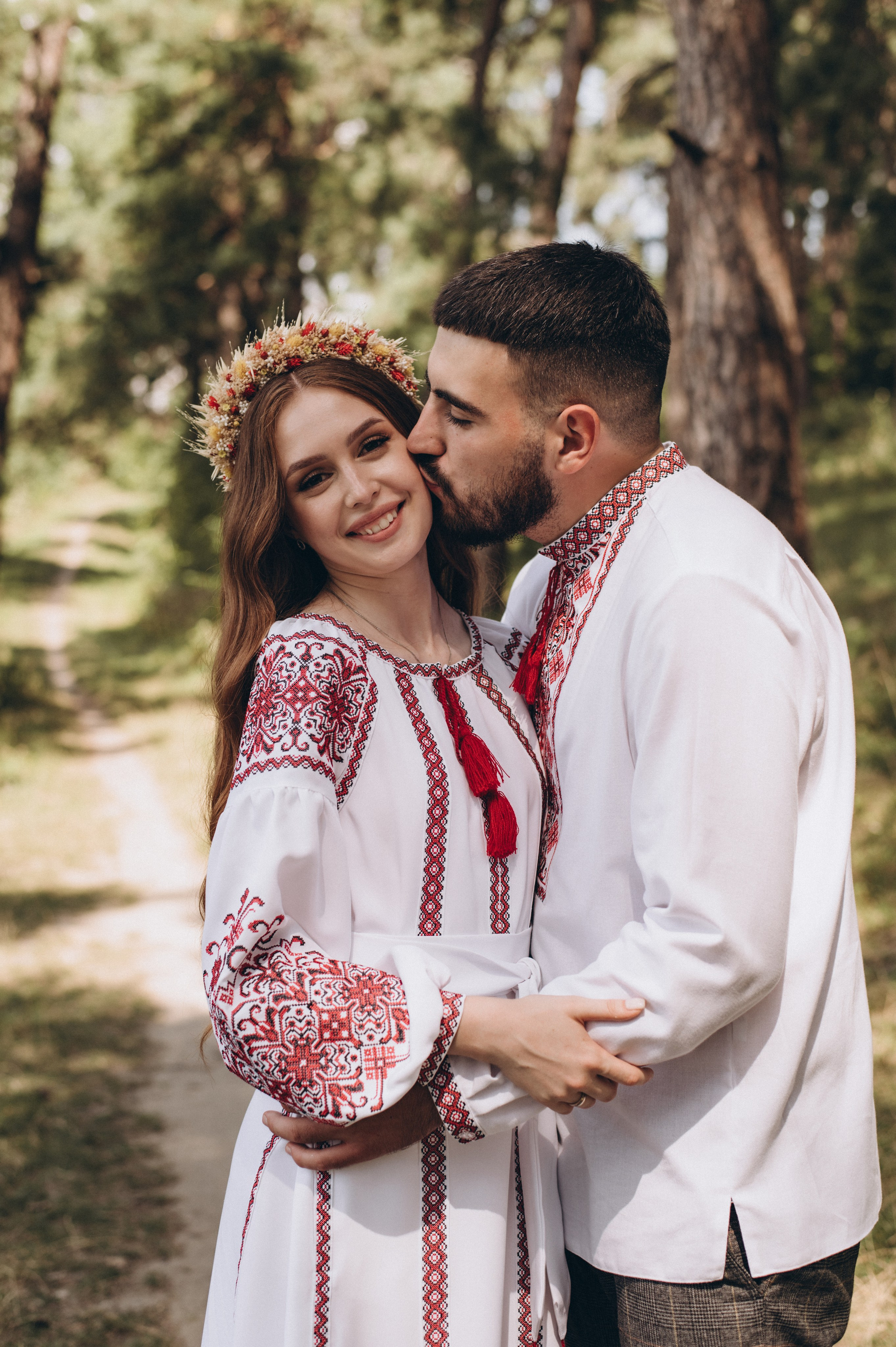 Сімейна фотосесія в українському стилі, зйомка у вишиванках Тернопіль, портретний фотограф Тернопіль Львів. Сімейний, дитячий та індивідуальний фотограф в м. Тернопіль, м. Львів