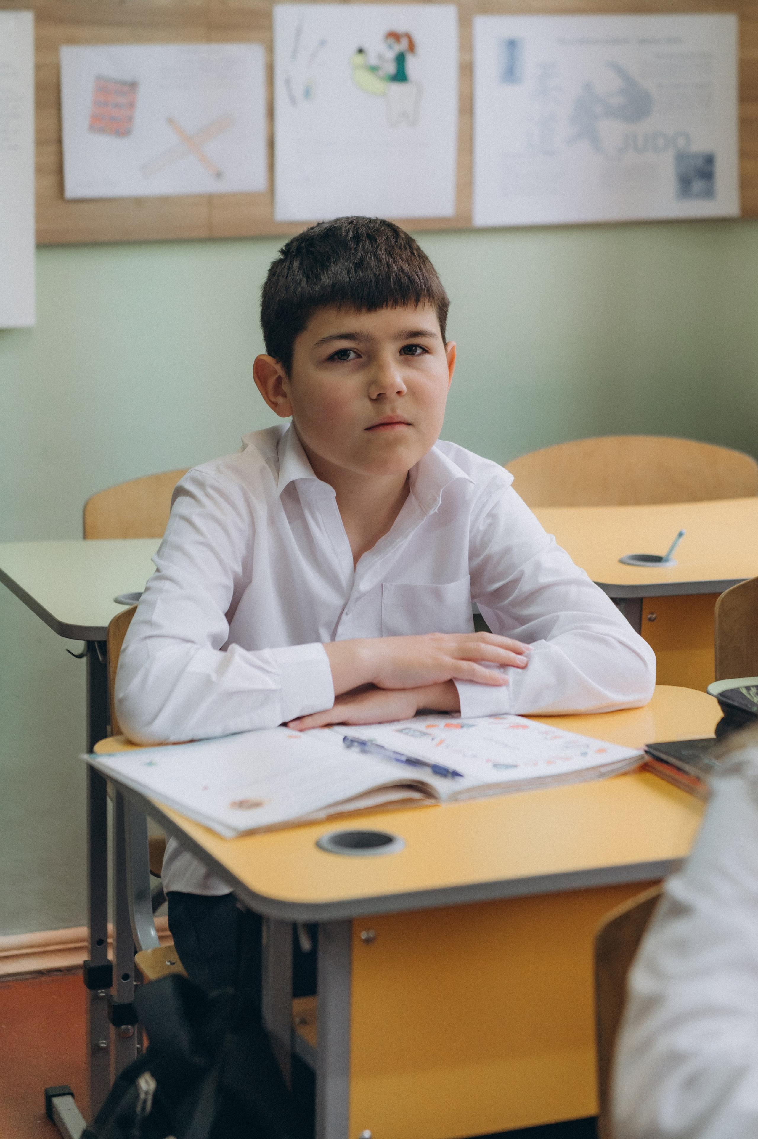 Шкільна фотосесія на віньєтки Тернопіль, фотосесія випускників Тернопіль, зйомка на віньєтки, шкільні фотоальбоми Тернопіль. Сімейний, дитячий та індивідуальний фотограф в м. Тернопіль, м. Львів