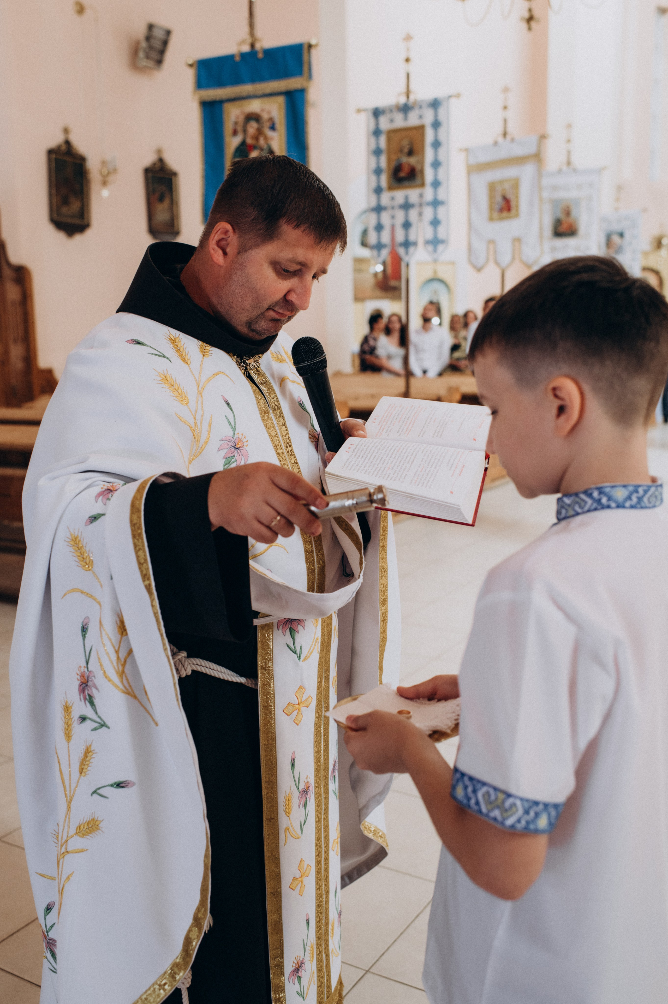 Фотосесія весілля, фотосесія вінчання Тернопіль, весільний фотограф Тернопіль, весільна зйомка Тернопіль. Сімейний, дитячий та індивідуальний фотограф в м. Тернопіль, м. Львів