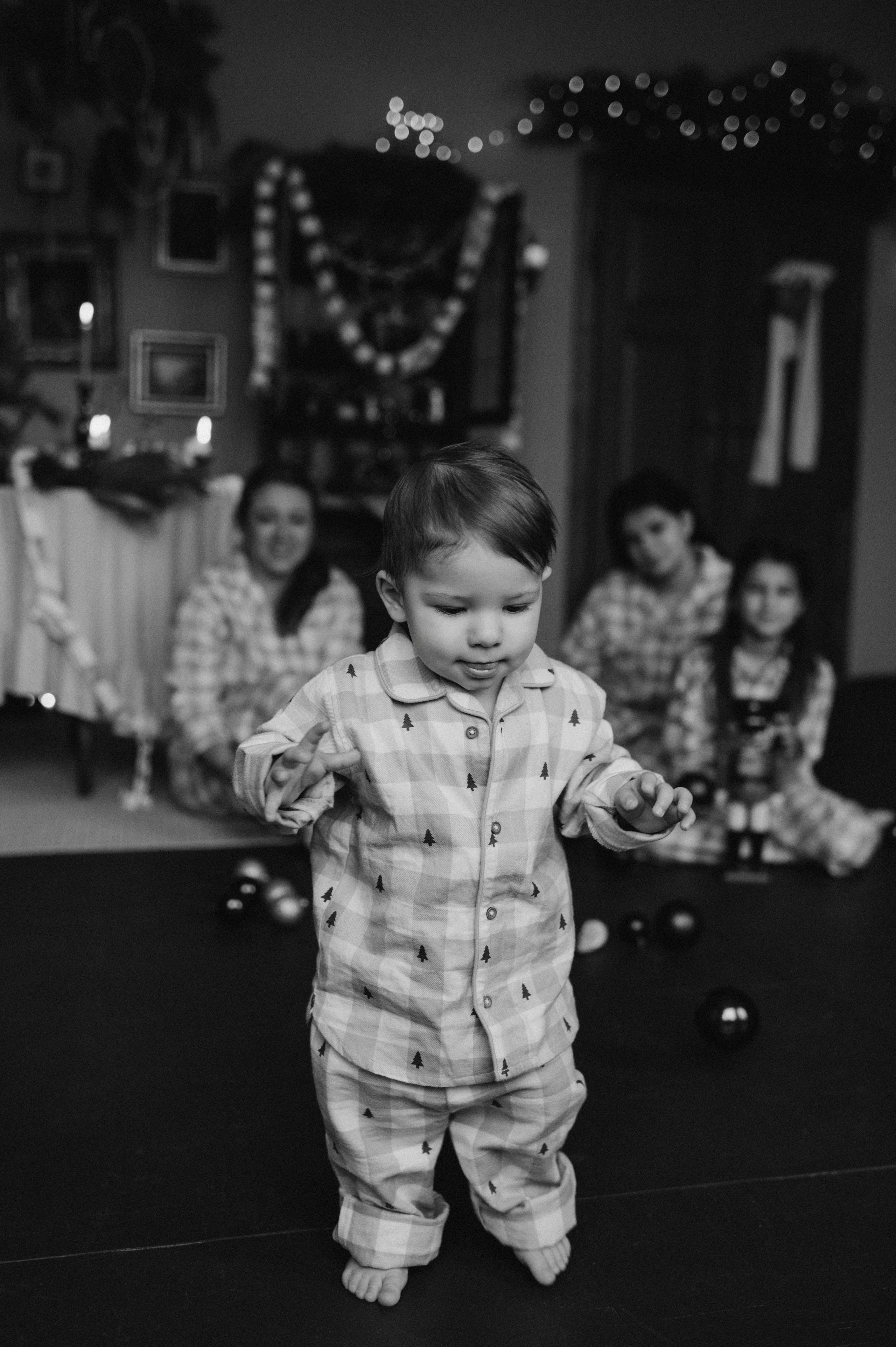 Перший тортик малюка, зйомка першого тортика Тернопіль, новорічна фотосесія, зйомка дня народження, сімейний фотограф Тернопіль, cakesmash. Сімейний, дитячий та індивідуальний фотограф в м. Тернопіль, м. Львів