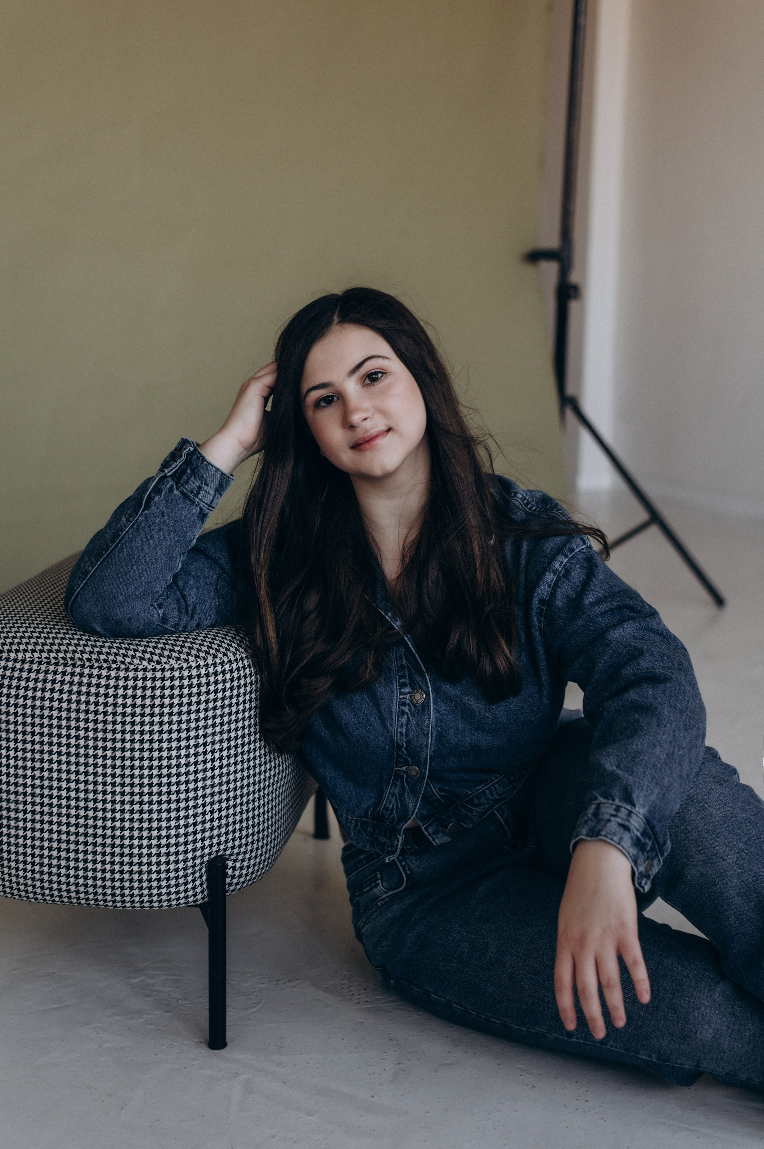 Індивідуальна фотосесія у студії, зйомка з домашнім улюбленцем. Сімейний, дитячий та індивідуальний фотограф в м. Тернопіль, м. Львів