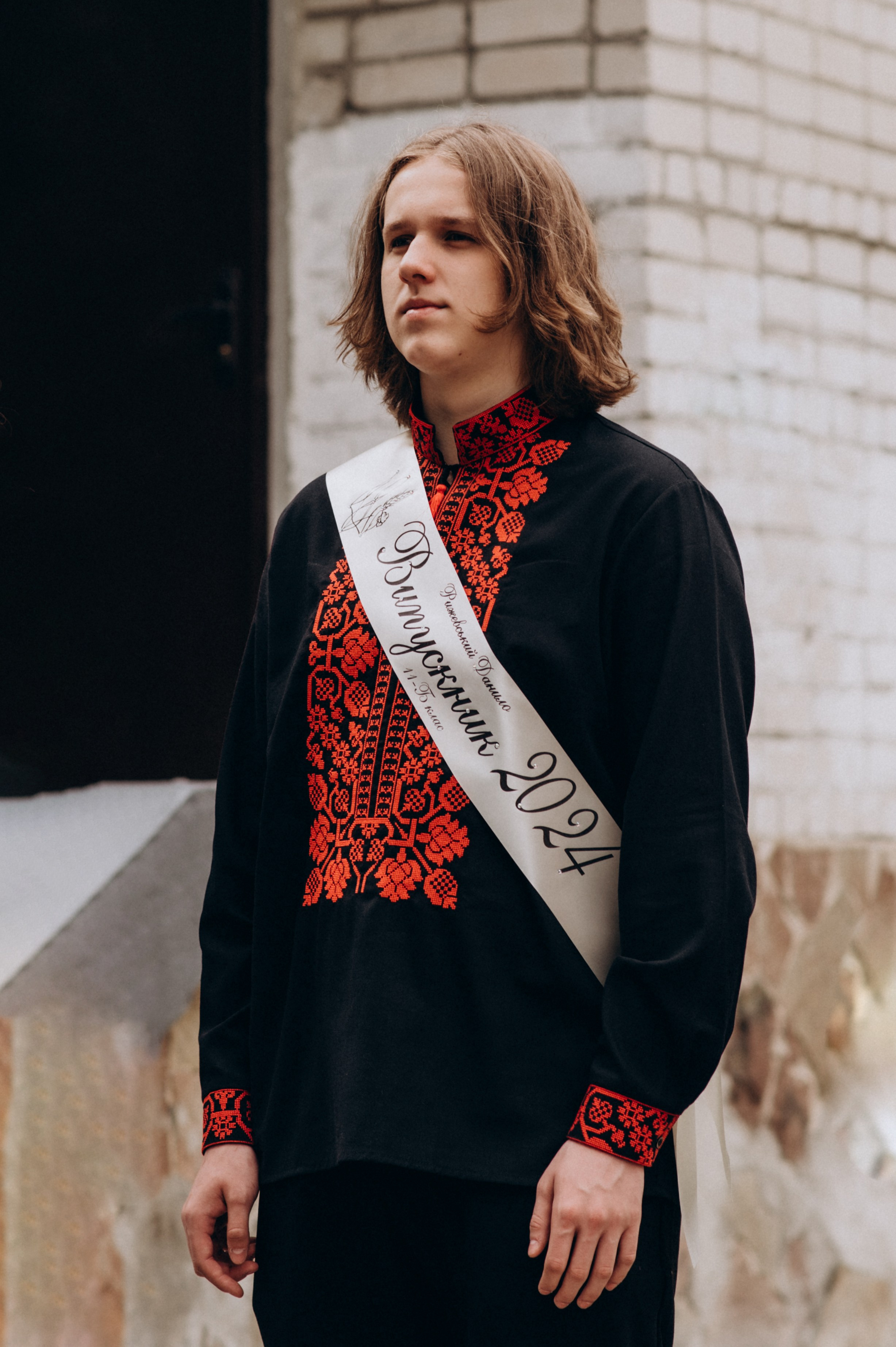 Фотосесія останнього дзвоника, фотосесія випускників Тернопіль, випускний 2024. Сімейний, дитячий та індивідуальний фотограф в м. Тернопіль, м. Львів