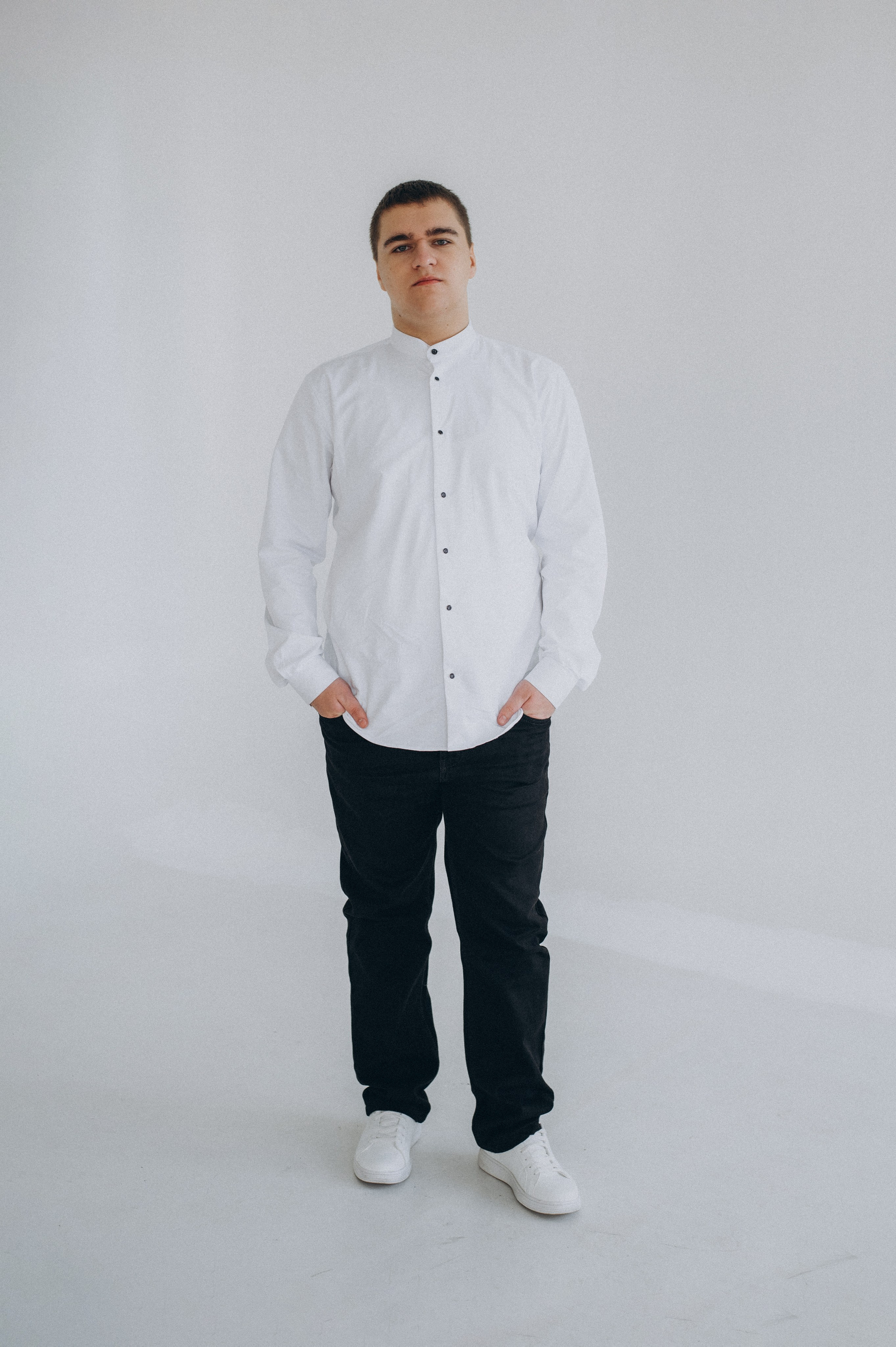 Фотосесія випускників, фотосесія на віньєтки Тернопіль, випускники Тернопіль, випуск 2025. Сімейний, дитячий та індивідуальний фотограф в м. Тернопіль, м. Львів