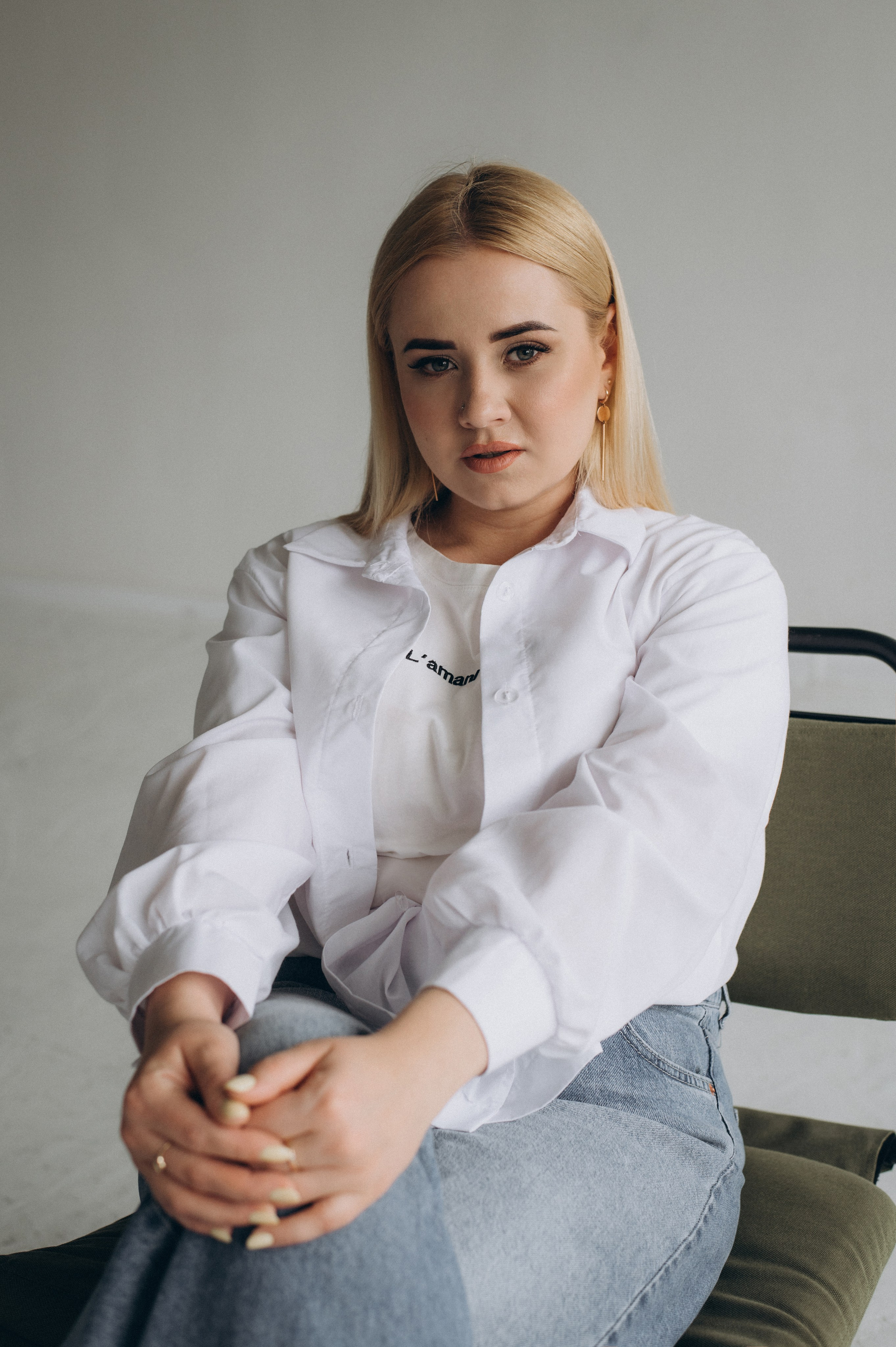 Портретна фотосесія дівчат, контент фотосесія Тернопіль, індивідуальна фотосесія Львів, портретний фотограф Тернопіль. Сімейний, дитячий та індивідуальний фотограф в м. Тернопіль, м. Львів