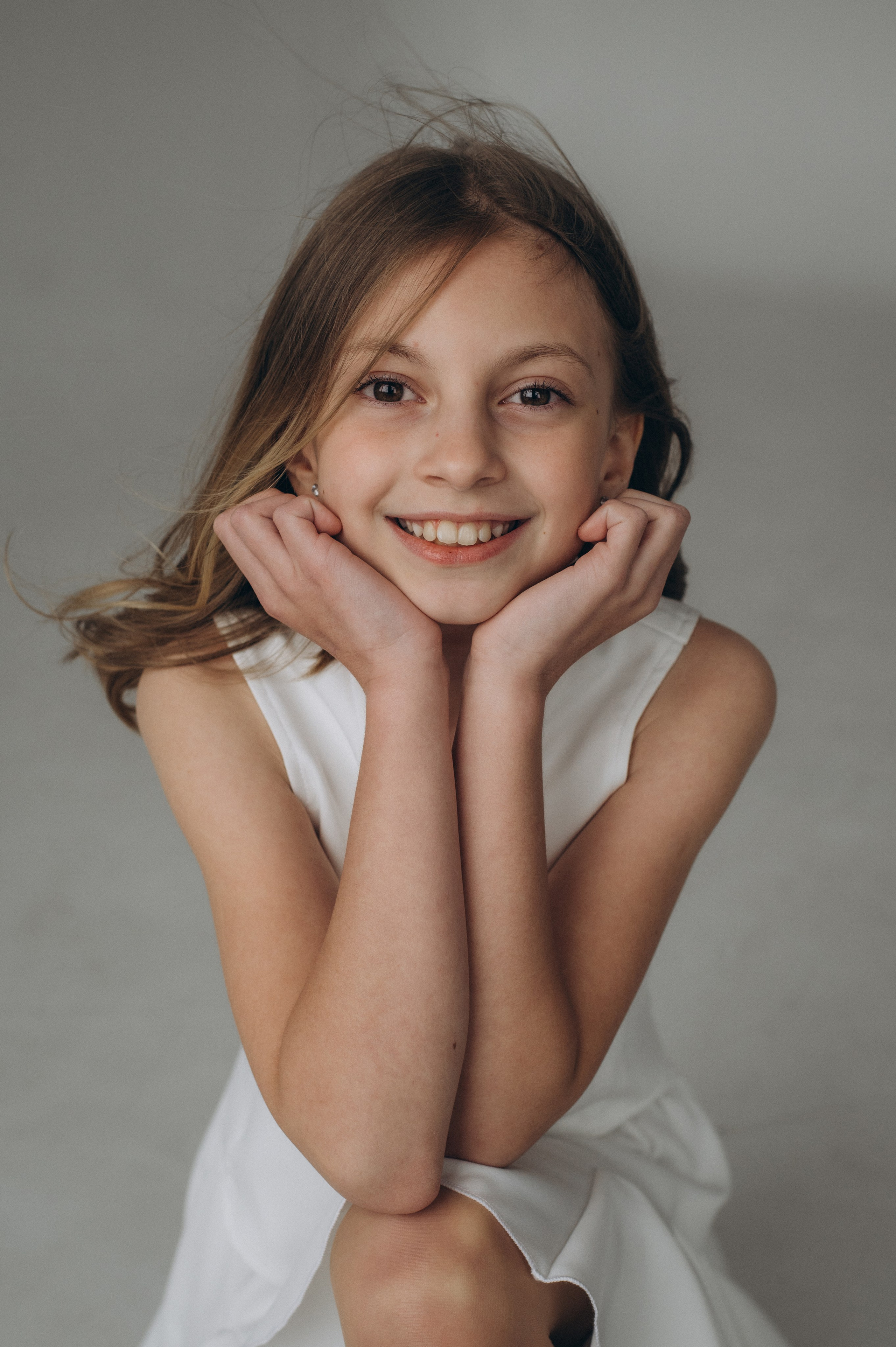 Шкільна фотосесія на віньєтки Тернопіль, фотосесія випускників Тернопіль, зйомка на віньєтки, шкільні фотоальбоми Тернопіль. Сімейний, дитячий та індивідуальний фотограф в м. Тернопіль, м. Львів