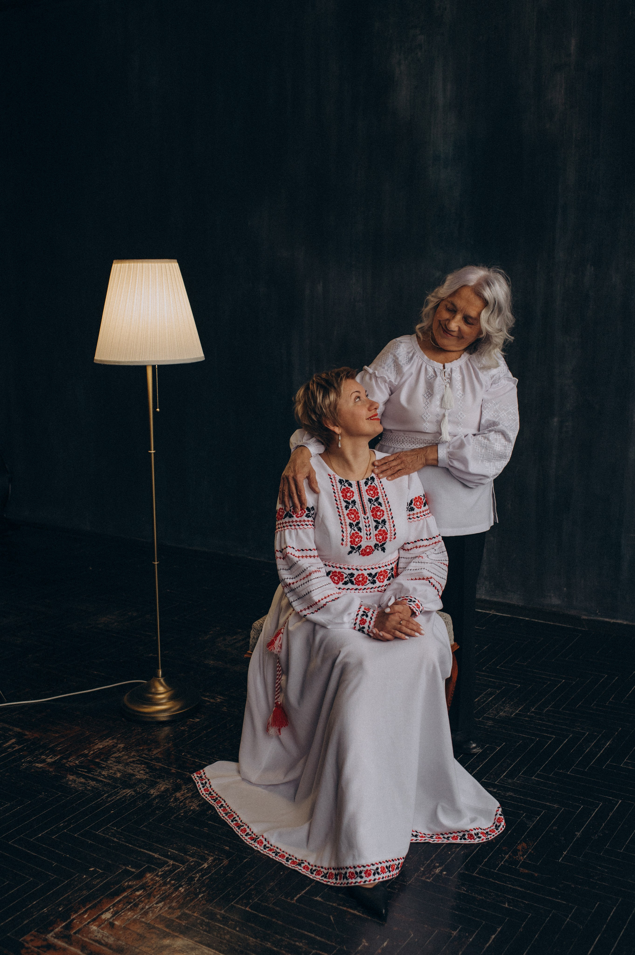 Фотосесія мами і дочки, сімейна зйомка Тернопіль, сімейний фотограф Тернопіль, студійна зйомка Тернопіль. Сімейний, дитячий та індивідуальний фотограф в м. Тернопіль, м. Львів