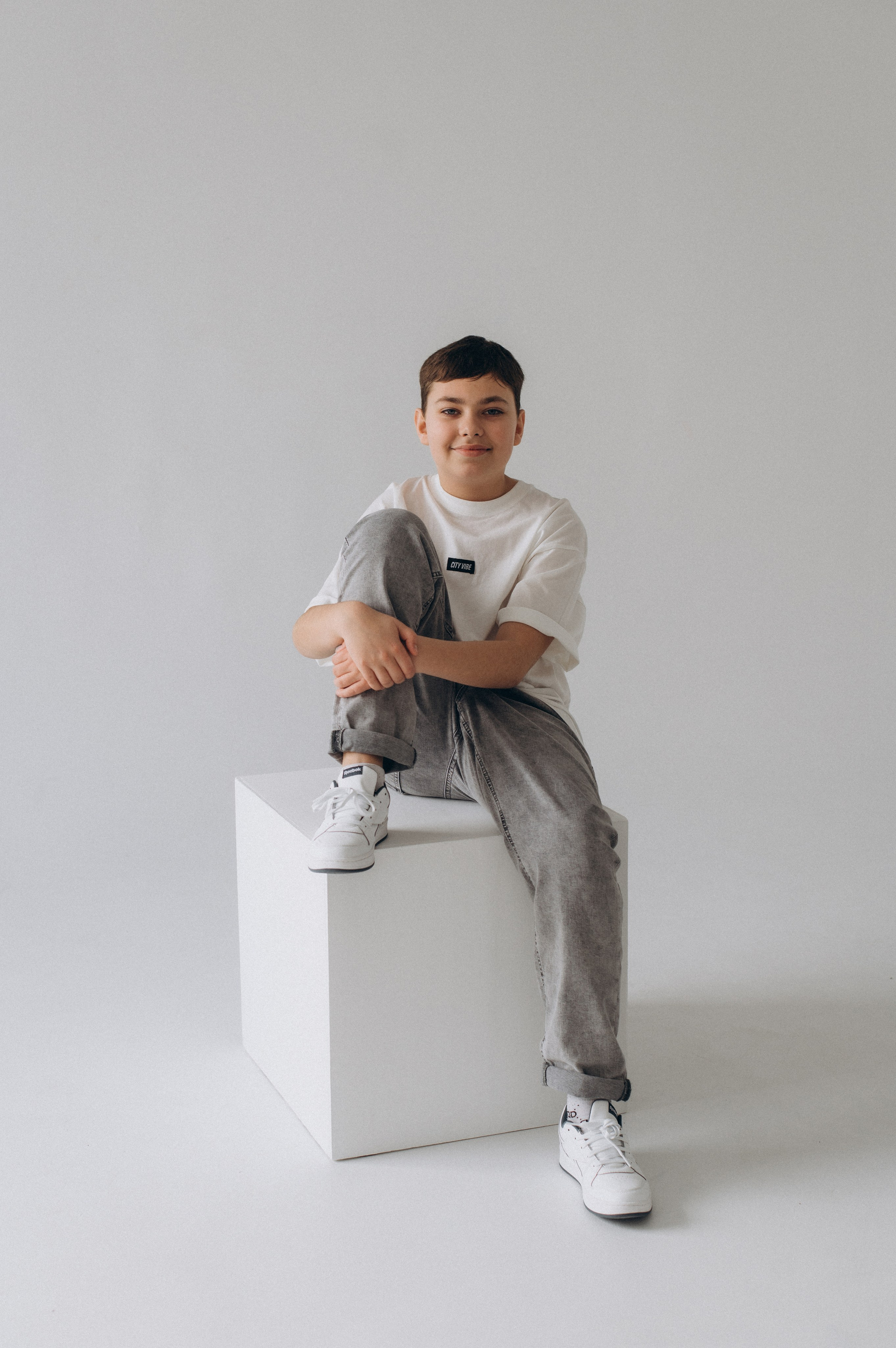 Шкільна фотосесія на віньєтки Тернопіль, шкільні альбоми, фотосесія випускників Тернопіль, випускний альбом, фотограф випускний Тернопіль. Сімейний, дитячий та індивідуальний фотограф в м. Тернопіль, м. Львів