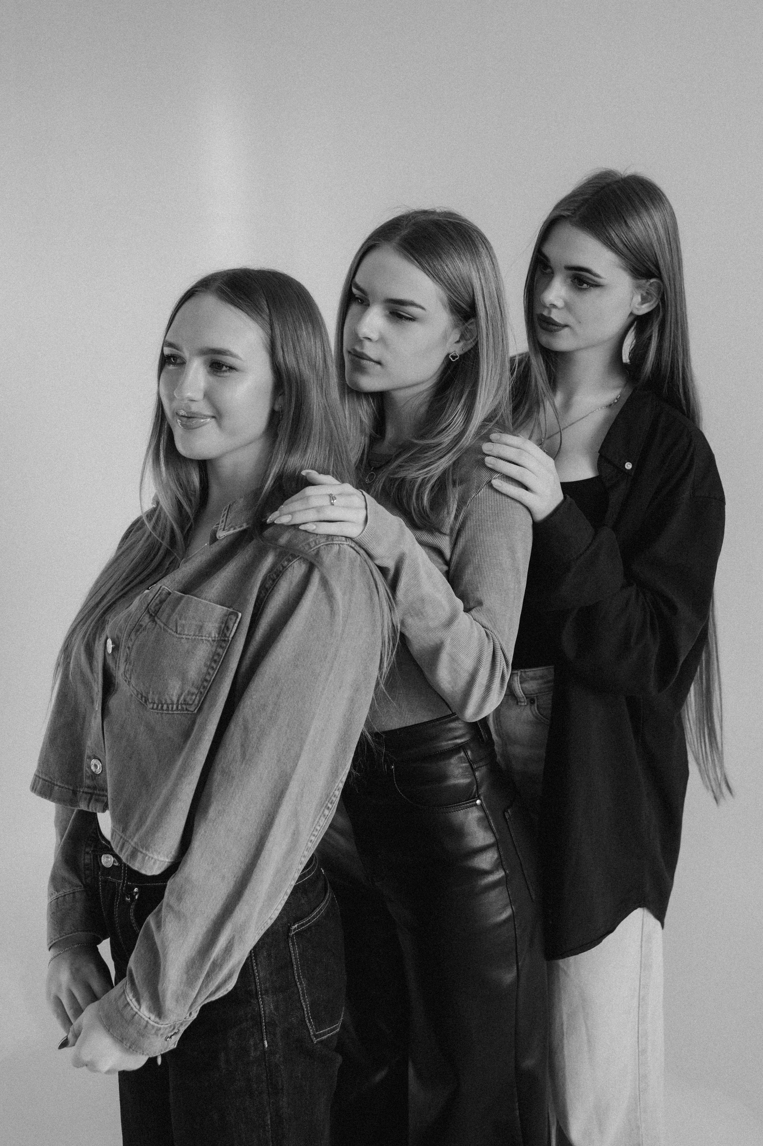 Фотосесія випускників, фотосесія на віньєтки Тернопіль, випускники Тернопіль, випуск 2025. Сімейний, дитячий та індивідуальний фотограф в м. Тернопіль, м. Львів