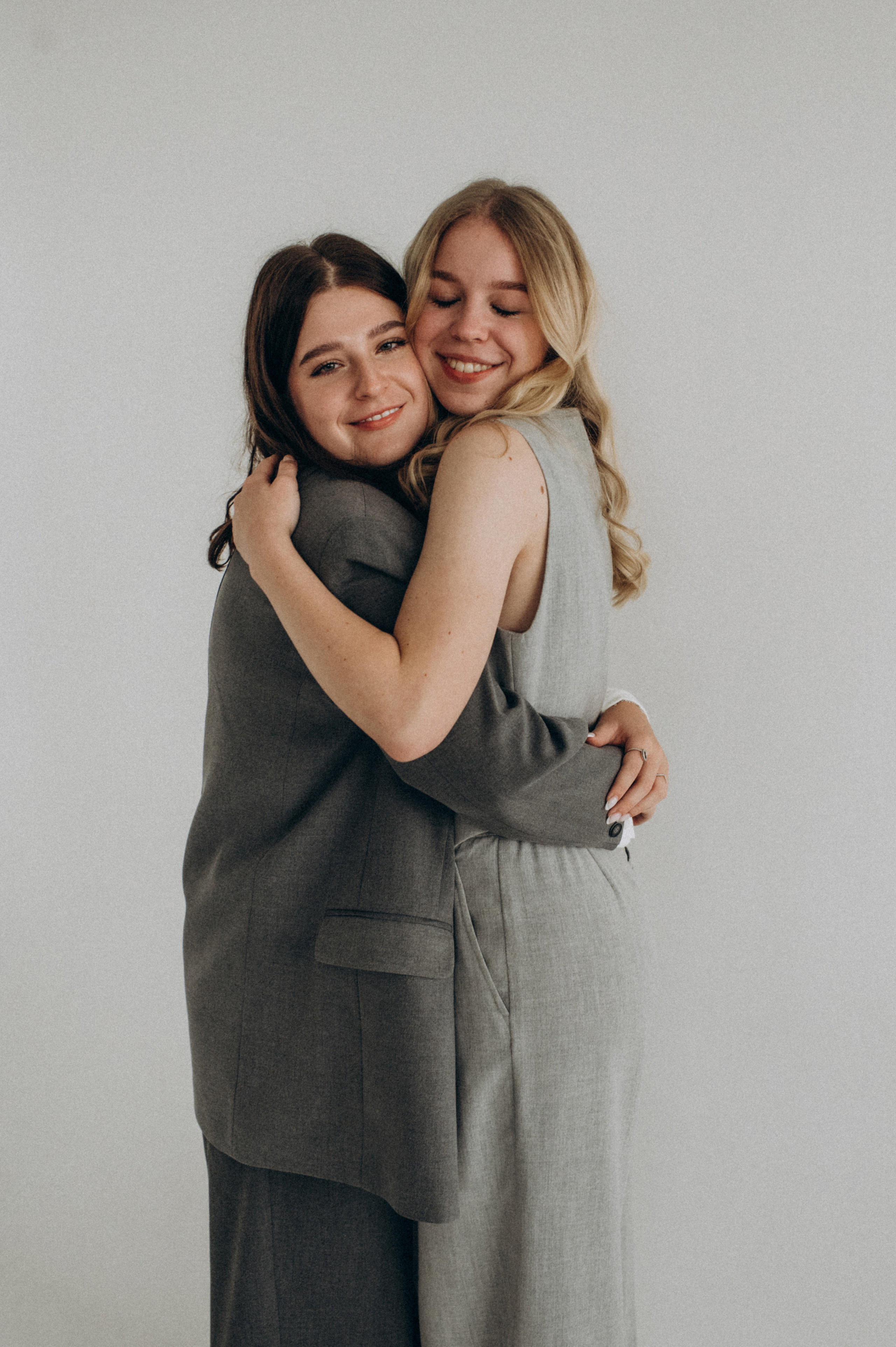 Фотосесія на віньєтки, фотосесія випускників, шкільна фотосесія. Сімейний, дитячий та індивідуальний фотограф в м. Тернопіль, м. Львів