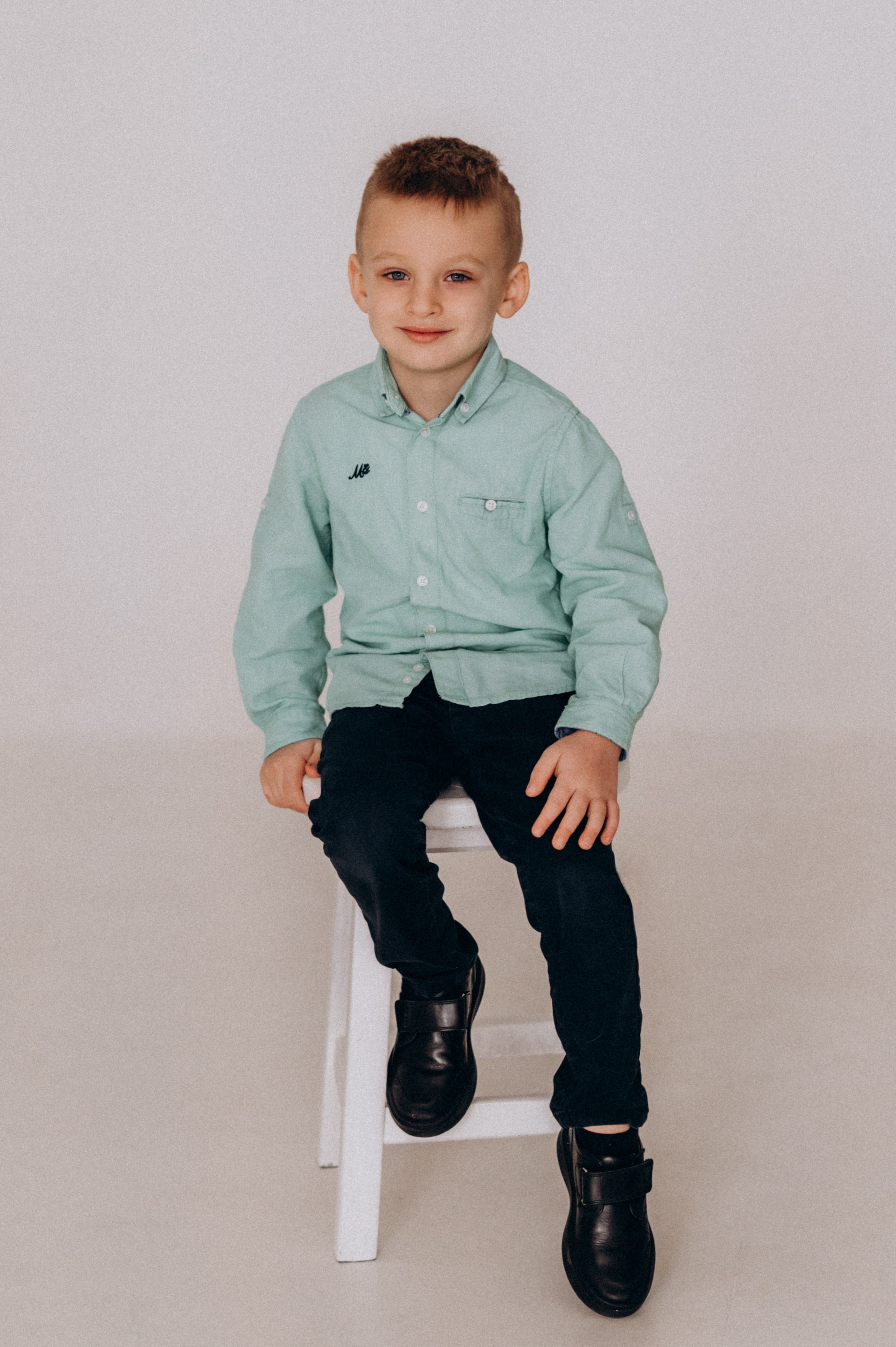 Фотосесія групи дитячого садочку, фотосесія на віньєтки, зйомка дітей в студії. Сімейний, дитячий та індивідуальний фотограф в м. Тернопіль, м. Львів