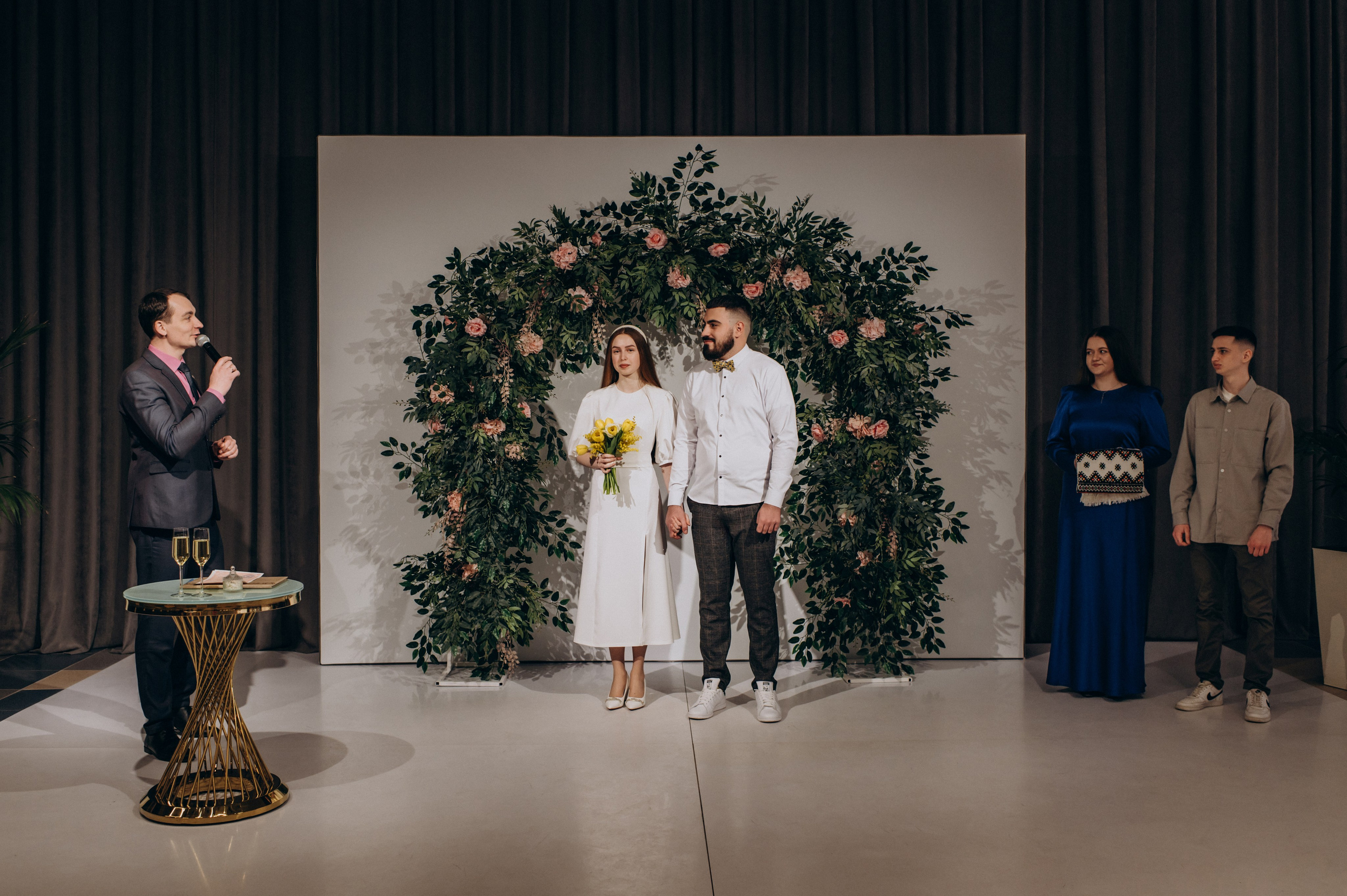 Фотосесія розпису в РАЦС Тернопіль Львів, фотосесія весілля Тернопіль. Сімейний, дитячий та індивідуальний фотограф в м. Тернопіль, м. Львів