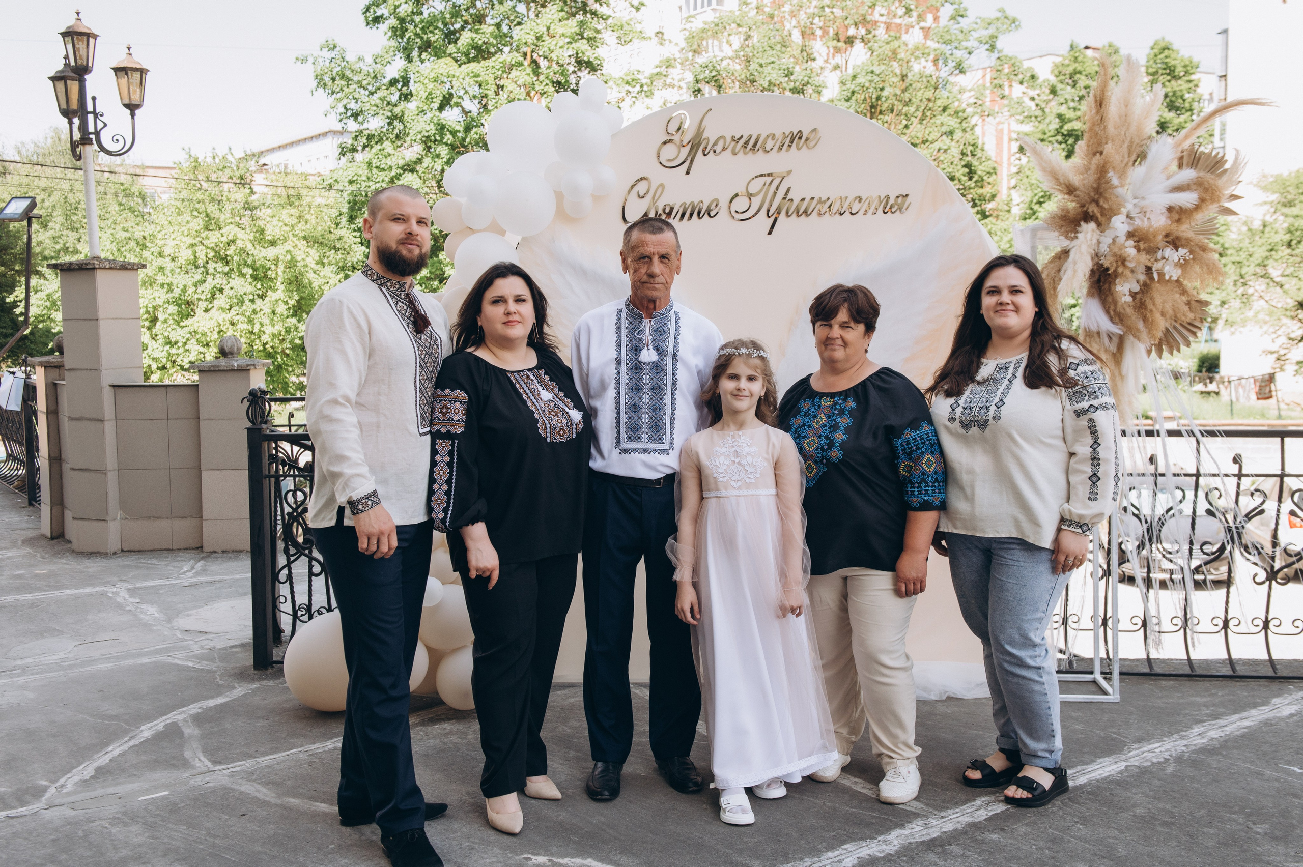 Фотосесія Причастя Тернопіль церква Св Михаїла, фотограф на Причастя Тернопіль, фотосесія Літургії Причастя Тернопіль. Сімейний, дитячий та індивідуальний фотограф в м. Тернопіль, м. Львів
