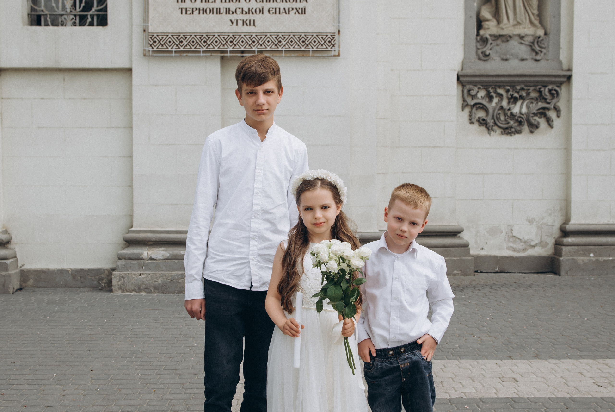 Фотосесія Першого Причастя Тернопіль, фотосесія Причастя Тернопіль, Таїнство Першого Причастя Тернопіль, Катедра Причастя Тернопіль. Сімейний, дитячий та індивідуальний фотограф в м. Тернопіль, м. Львів