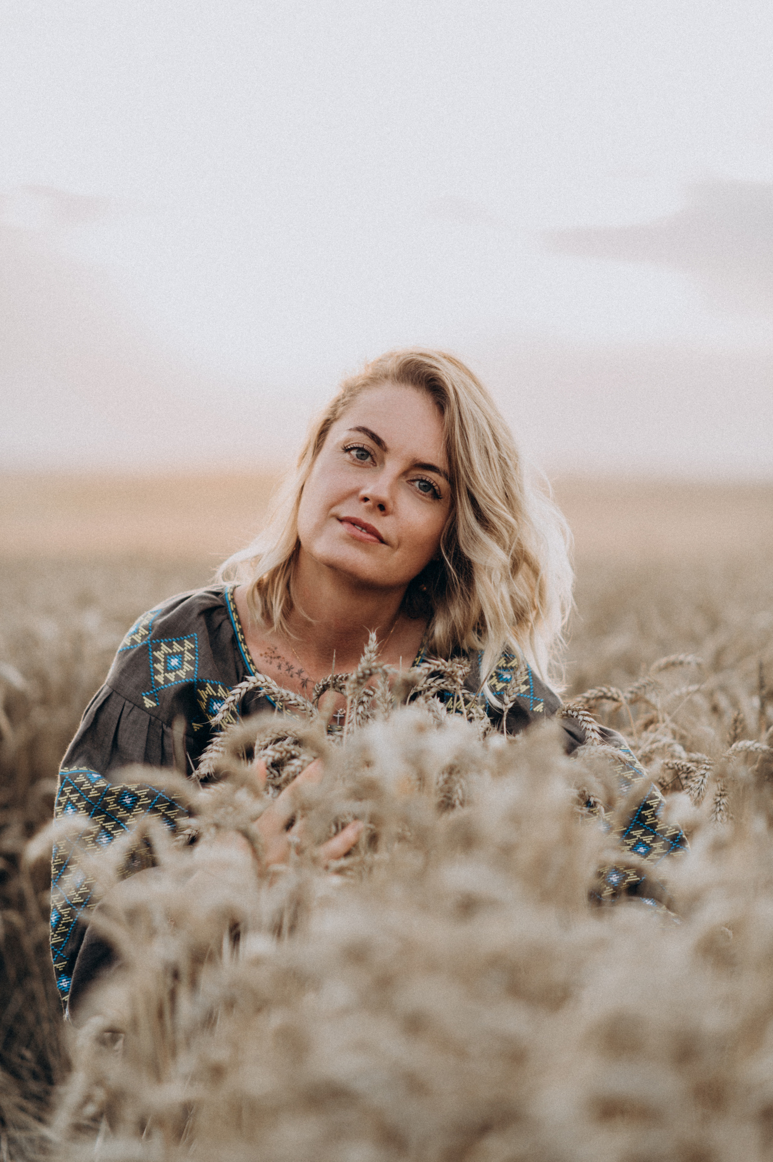 Фотосесія в пшениці та соняхах. Сімейний, дитячий та індивідуальний фотограф в м. Тернопіль, м. Львів