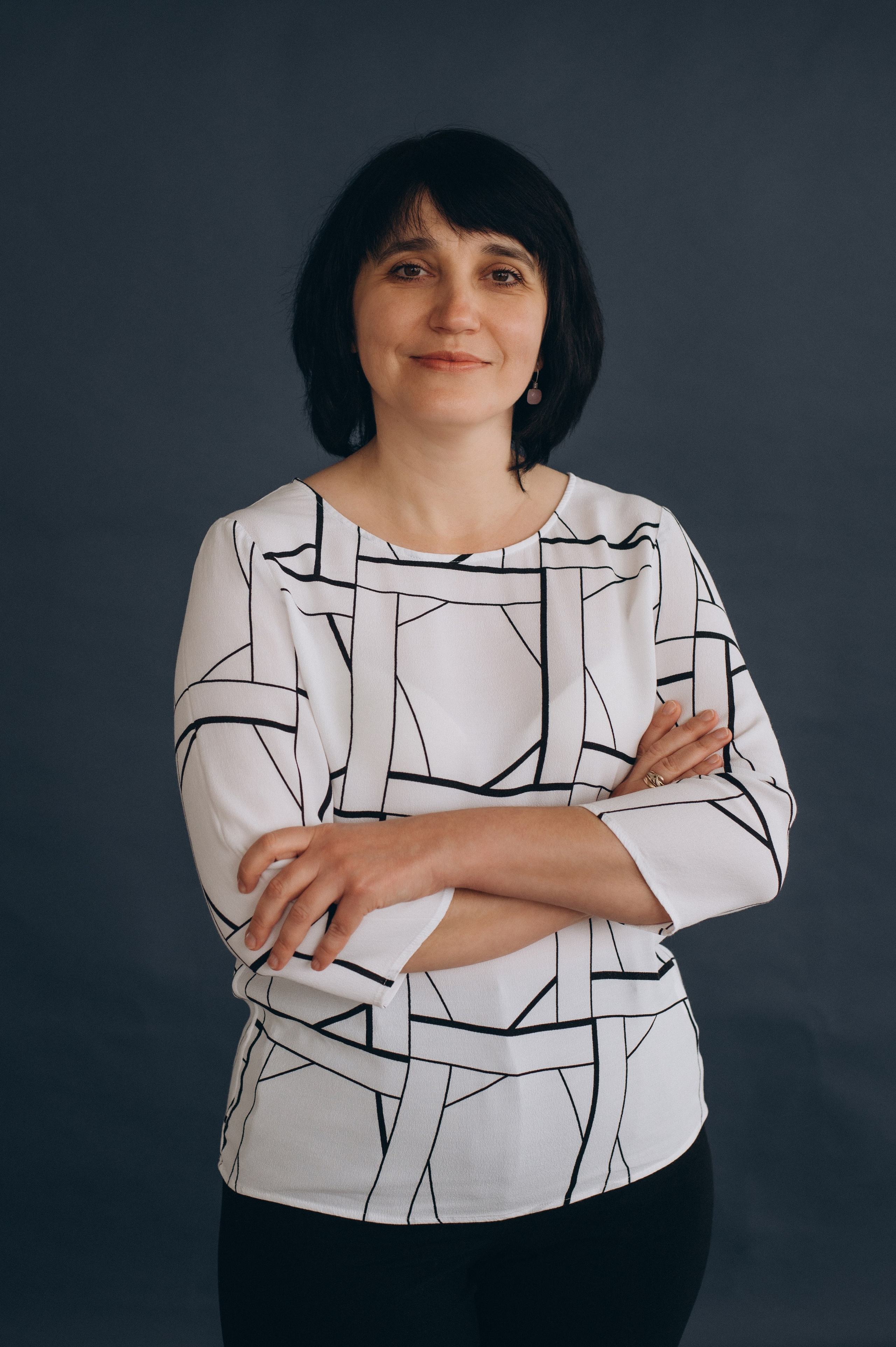 Фотосесія школярів у студії на шкільні фотоальбоми віньєтки Тернопіль, фотосесія випускників Тернопіль, шкільні фотокниги Тернопіль. Сімейний, дитячий та індивідуальний фотограф в м. Тернопіль, м. Львів