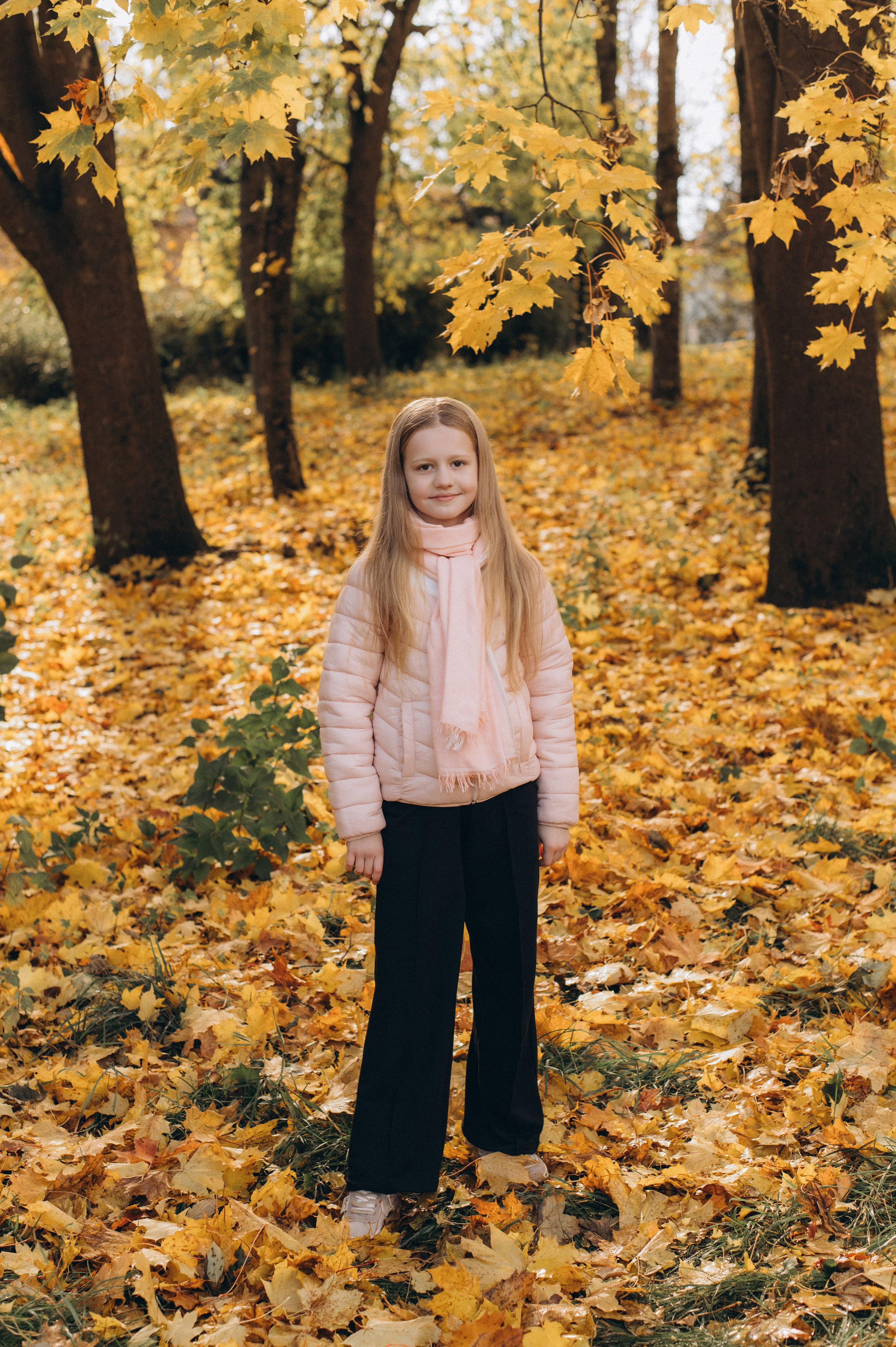 Осіння фотосесія 4 класу на віньєтки, випускні фотоальбоми Тернопіль, фотосесія випускників Тернопіль, шкільний випускний альбом Тернопіль. Сімейний, дитячий та індивідуальний фотограф в м. Тернопіль, м. Львів