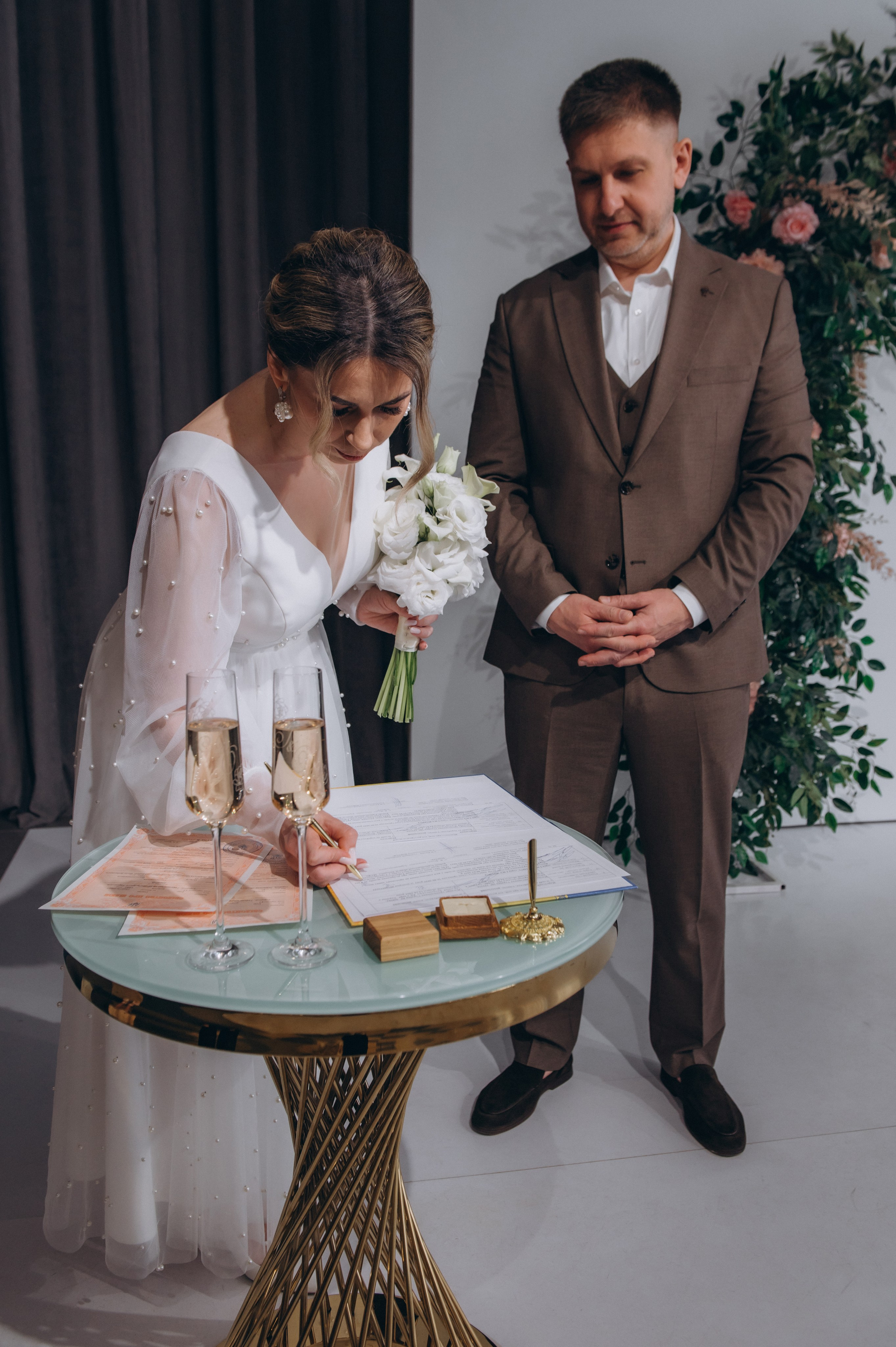 Фотосесія розпису в РАЦС Тернопіль, фотограф на розпис Тернопіль, розпис Березіль, фотосесія весілля Тернопіль. Сімейний, дитячий та індивідуальний фотограф в м. Тернопіль, м. Львів