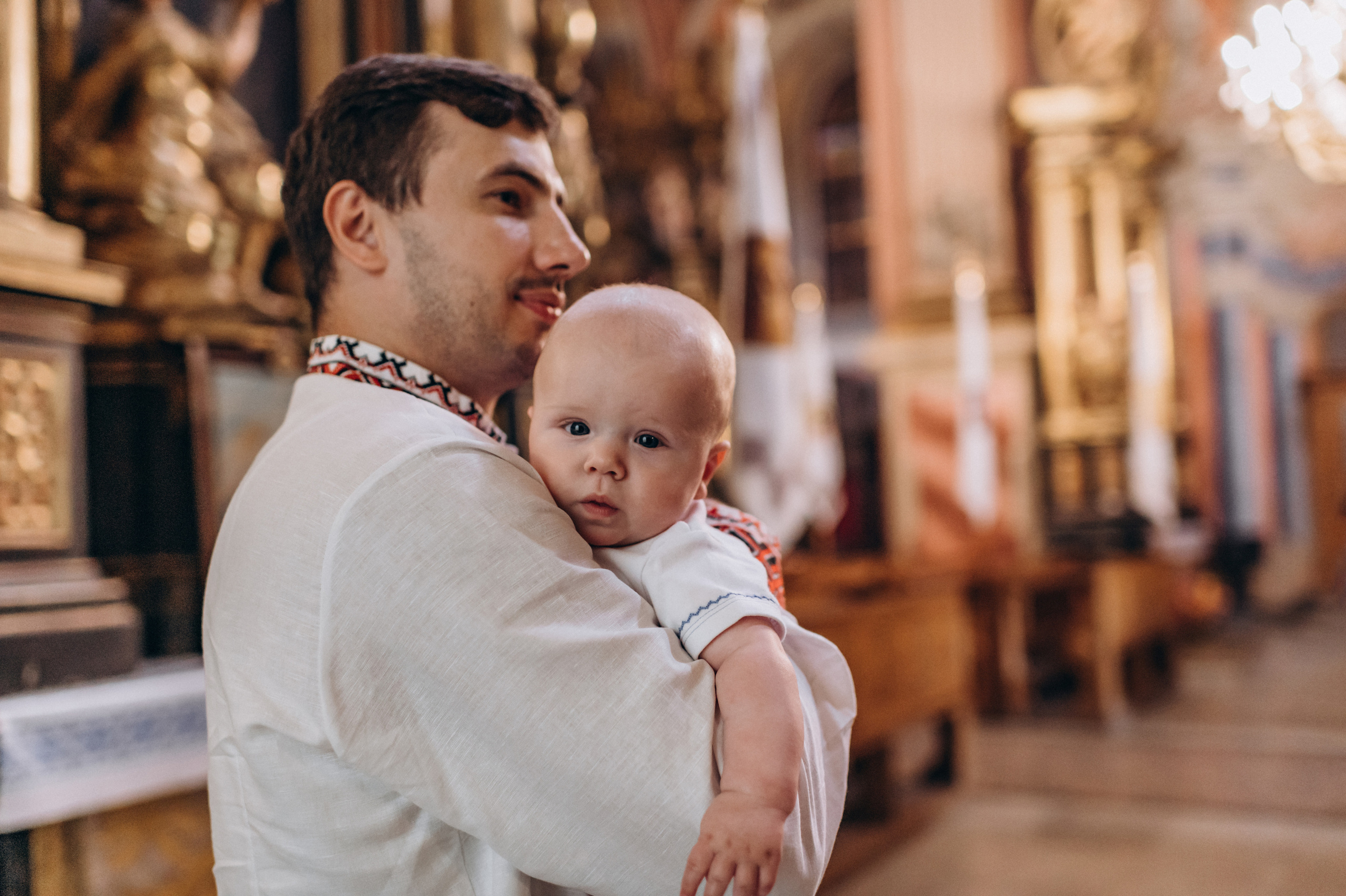 Хрещення Марка, Бернардинський монастир, Львів. Сімейний, дитячий та індивідуальний фотограф в м. Тернопіль, м. Львів