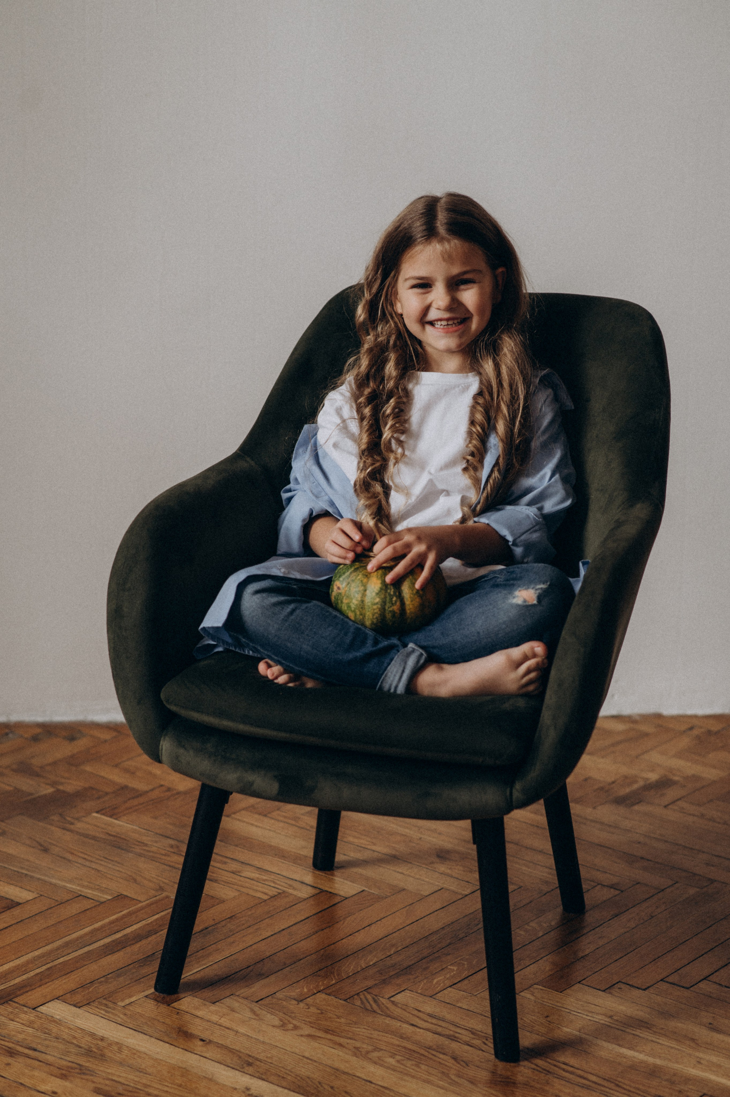 Індивідуальна фотосесія у студії, фотосесія дітей. Сімейний, дитячий та індивідуальний фотограф в м. Тернопіль, м. Львів