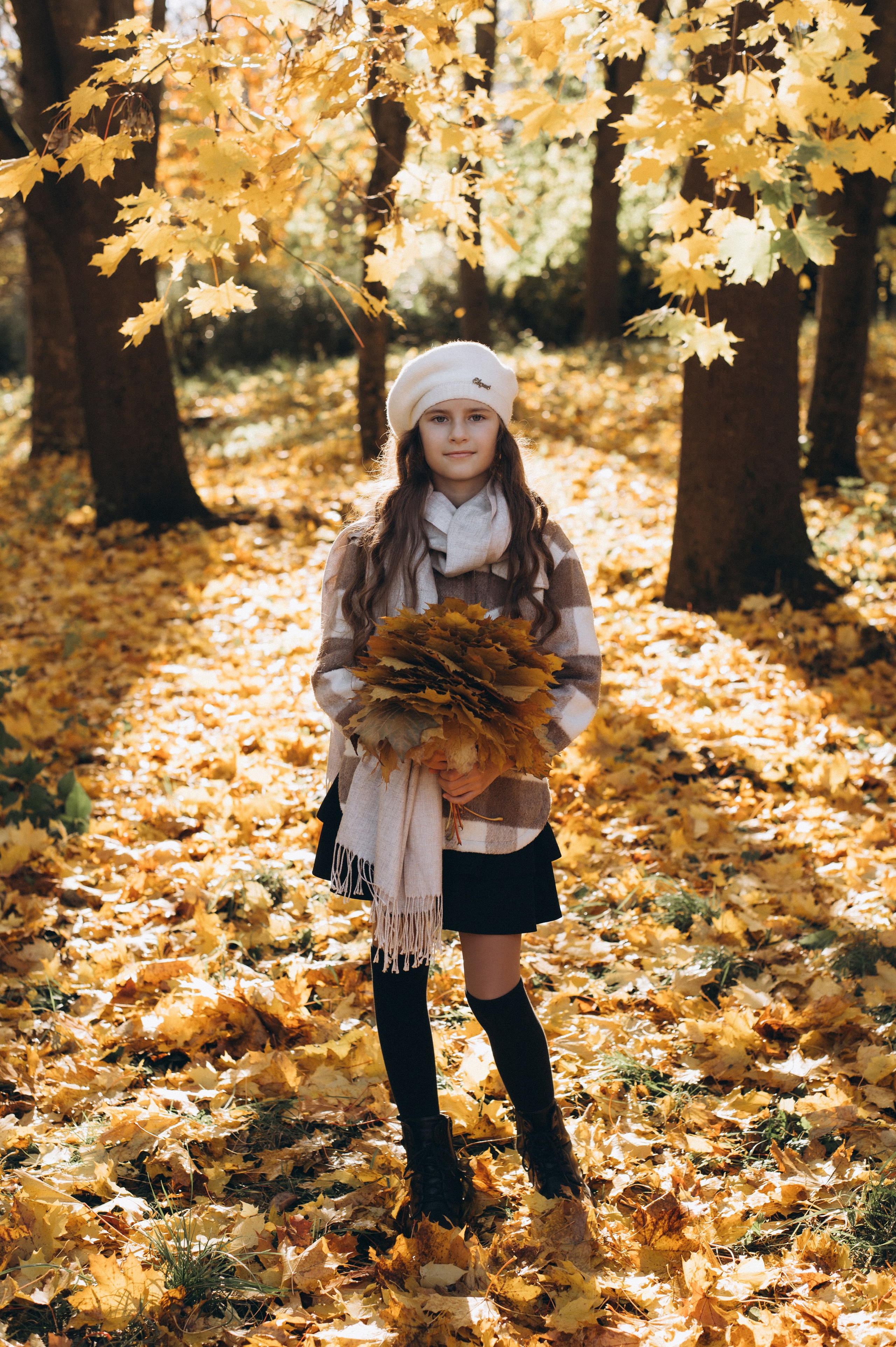 Осіння фотосесія 4 класу на віньєтки, випускні фотоальбоми Тернопіль, фотосесія випускників Тернопіль, шкільний випускний альбом Тернопіль. Сімейний, дитячий та індивідуальний фотограф в м. Тернопіль, м. Львів