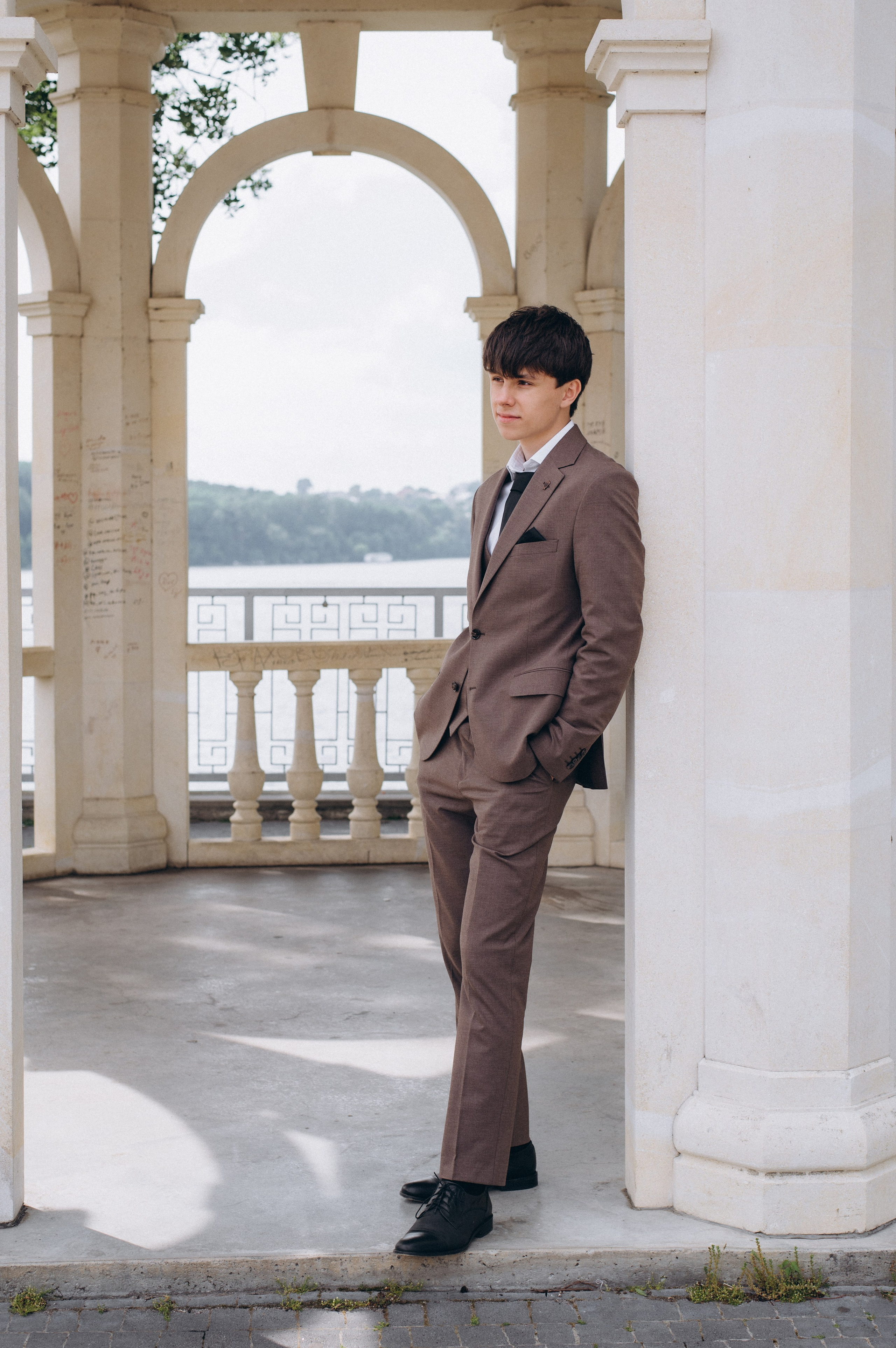 Випускники 2025, фотосесія випускного Тернопіль, фотосесія випускників Тернопіль, зйомка випускного, фотосесія випускного. Сімейний, дитячий та індивідуальний фотограф в м. Тернопіль, м. Львів