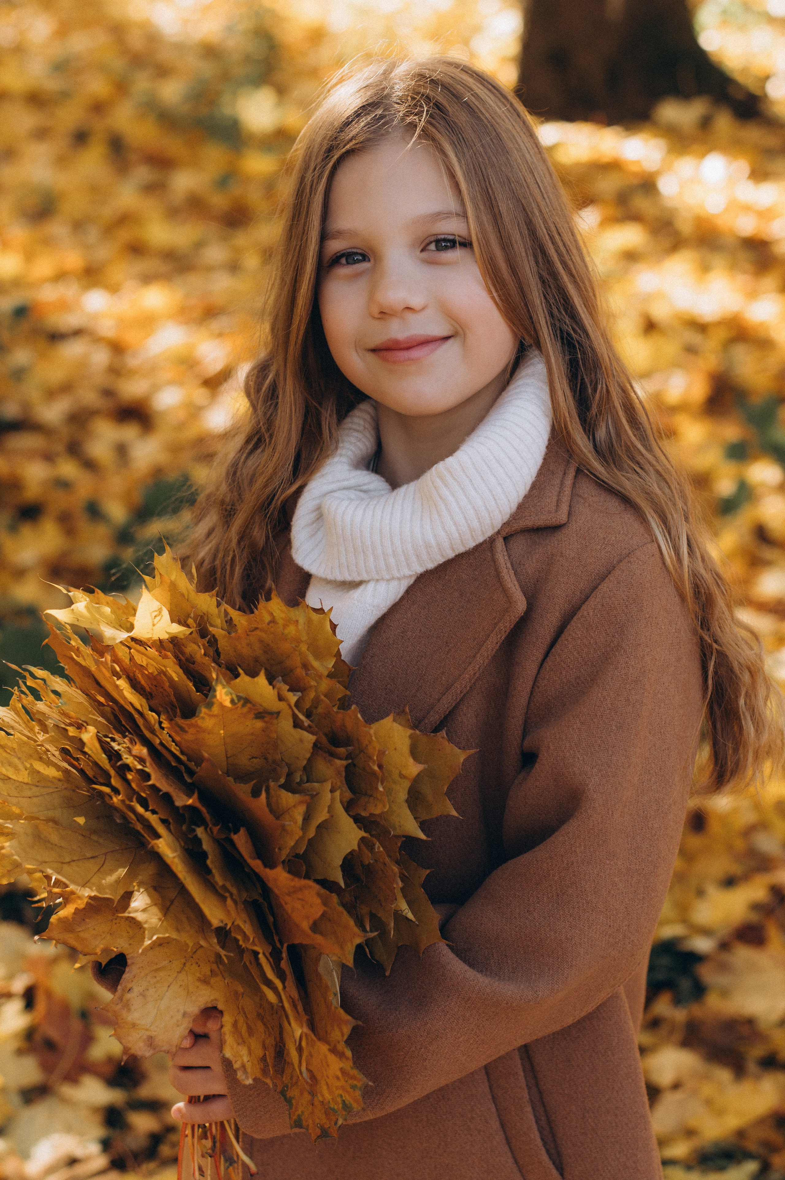 Осіння фотосесія 4 класу на віньєтки, випускні фотоальбоми Тернопіль, фотосесія випускників Тернопіль, шкільний випускний альбом Тернопіль. Сімейний, дитячий та індивідуальний фотограф в м. Тернопіль, м. Львів