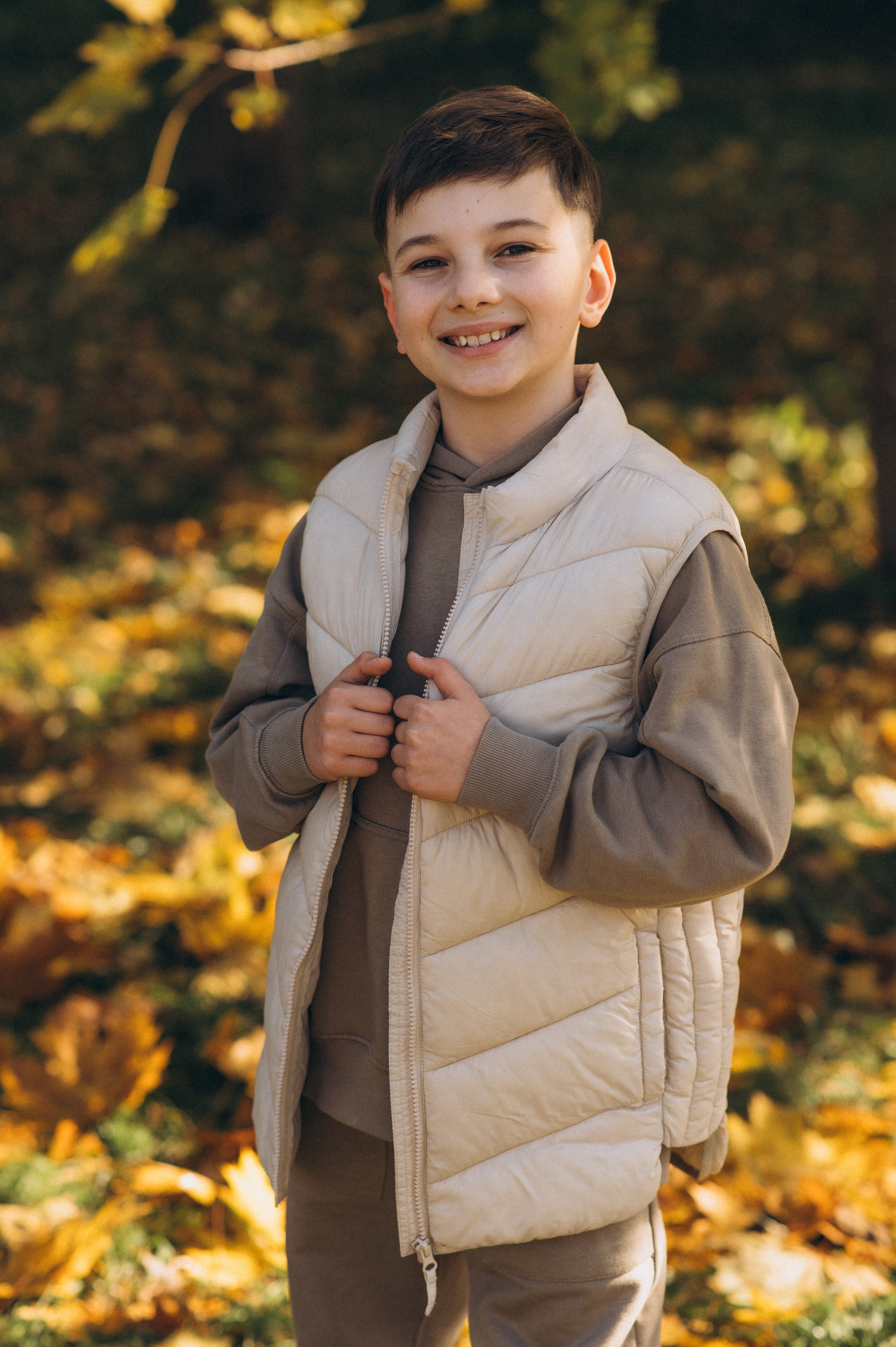 Шкільна фотосесія на віньєтки Тернопіль, шкільні альбоми, фотосесія випускників Тернопіль, випускний альбом, фотограф випускний Тернопіль. Сімейний, дитячий та індивідуальний фотограф в м. Тернопіль, м. Львів