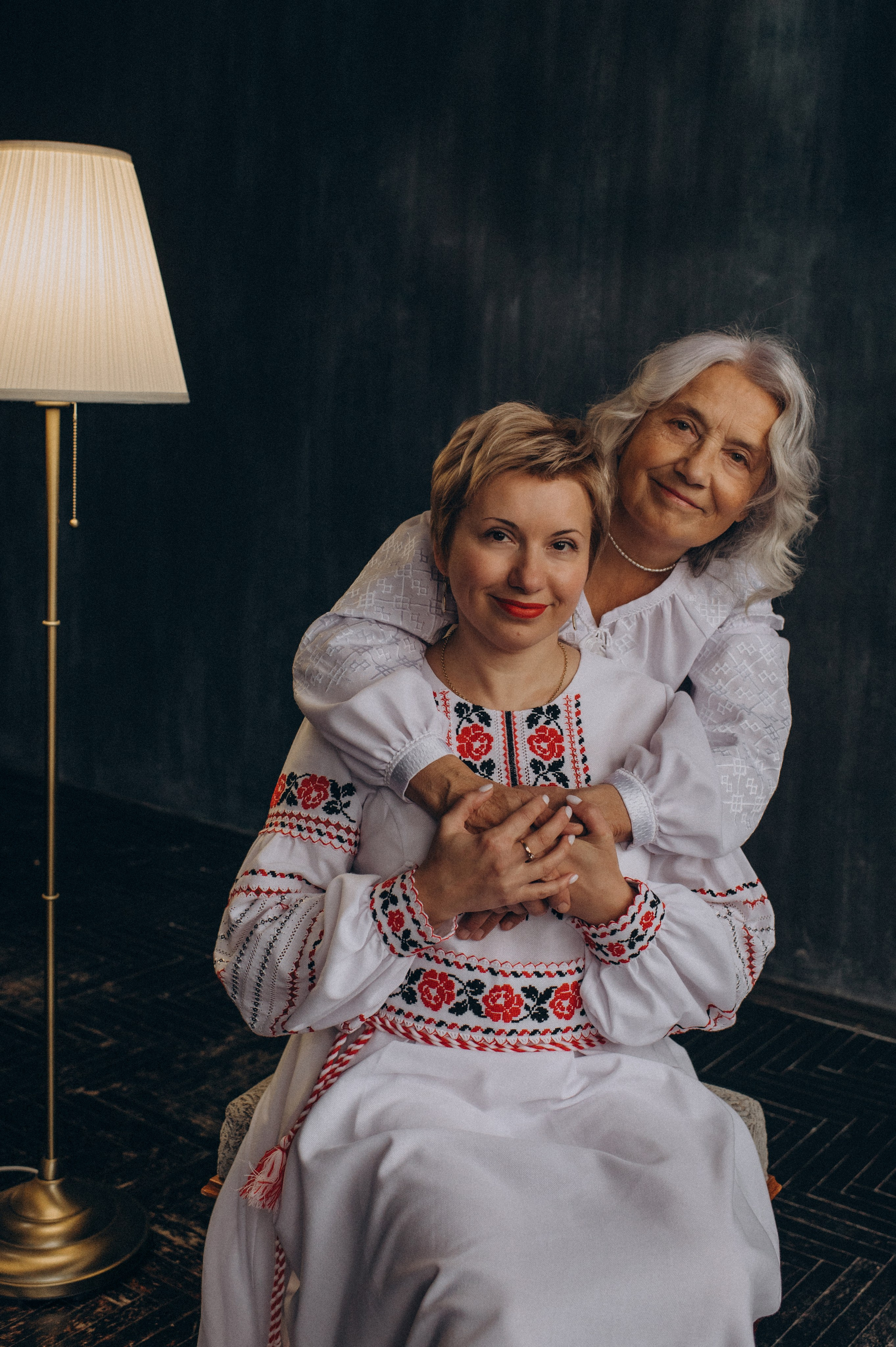 Фотосесія мами і дочки, сімейна зйомка Тернопіль, сімейний фотограф Тернопіль, студійна зйомка Тернопіль. Сімейний, дитячий та індивідуальний фотограф в м. Тернопіль, м. Львів