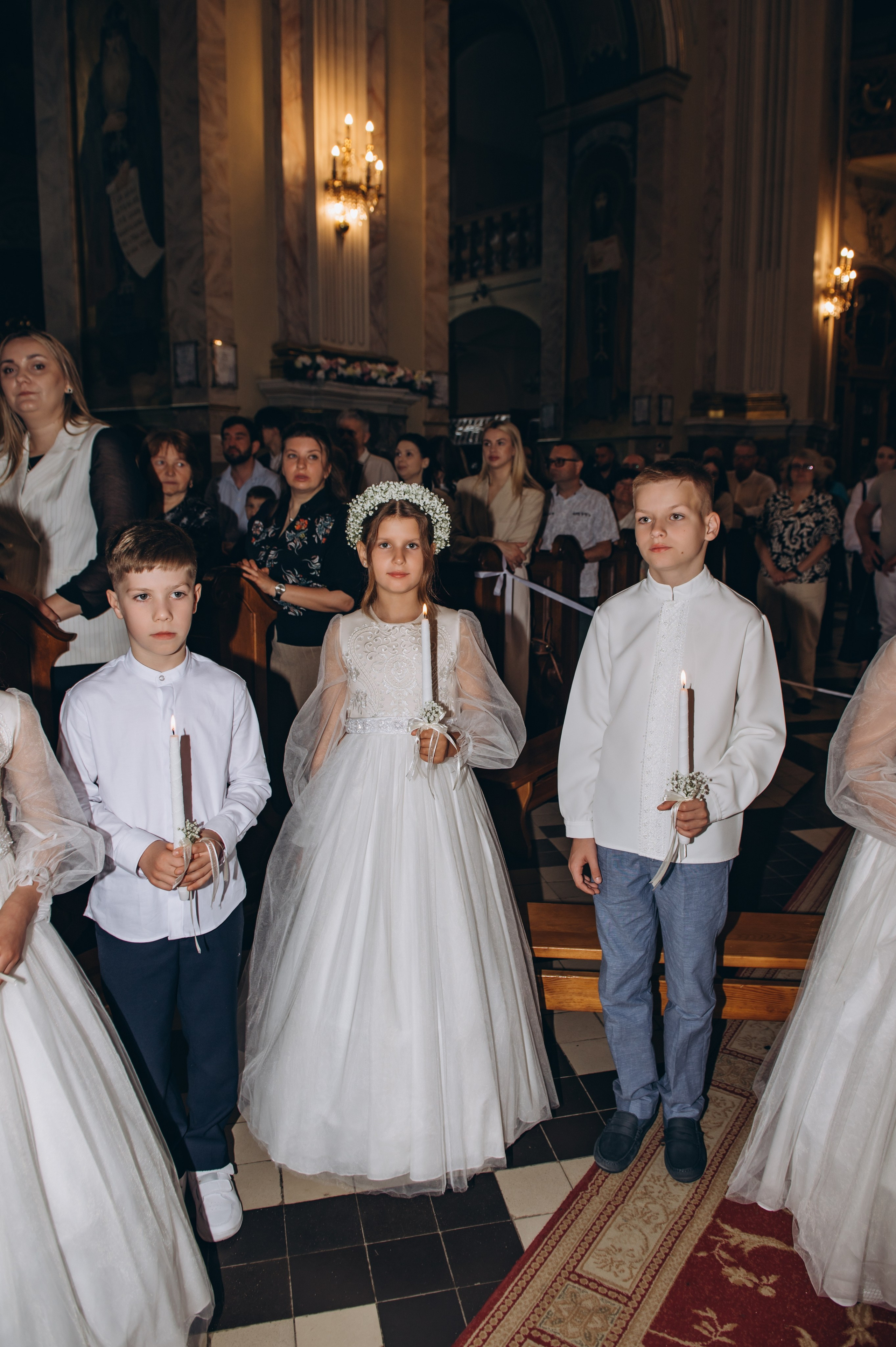 Фотосесія Першого Причастя Тернопіль, фотосесія Причастя Тернопіль, Таїнство Першого Причастя Тернопіль, Катедра Причастя Тернопіль. Сімейний, дитячий та індивідуальний фотограф в м. Тернопіль, м. Львів