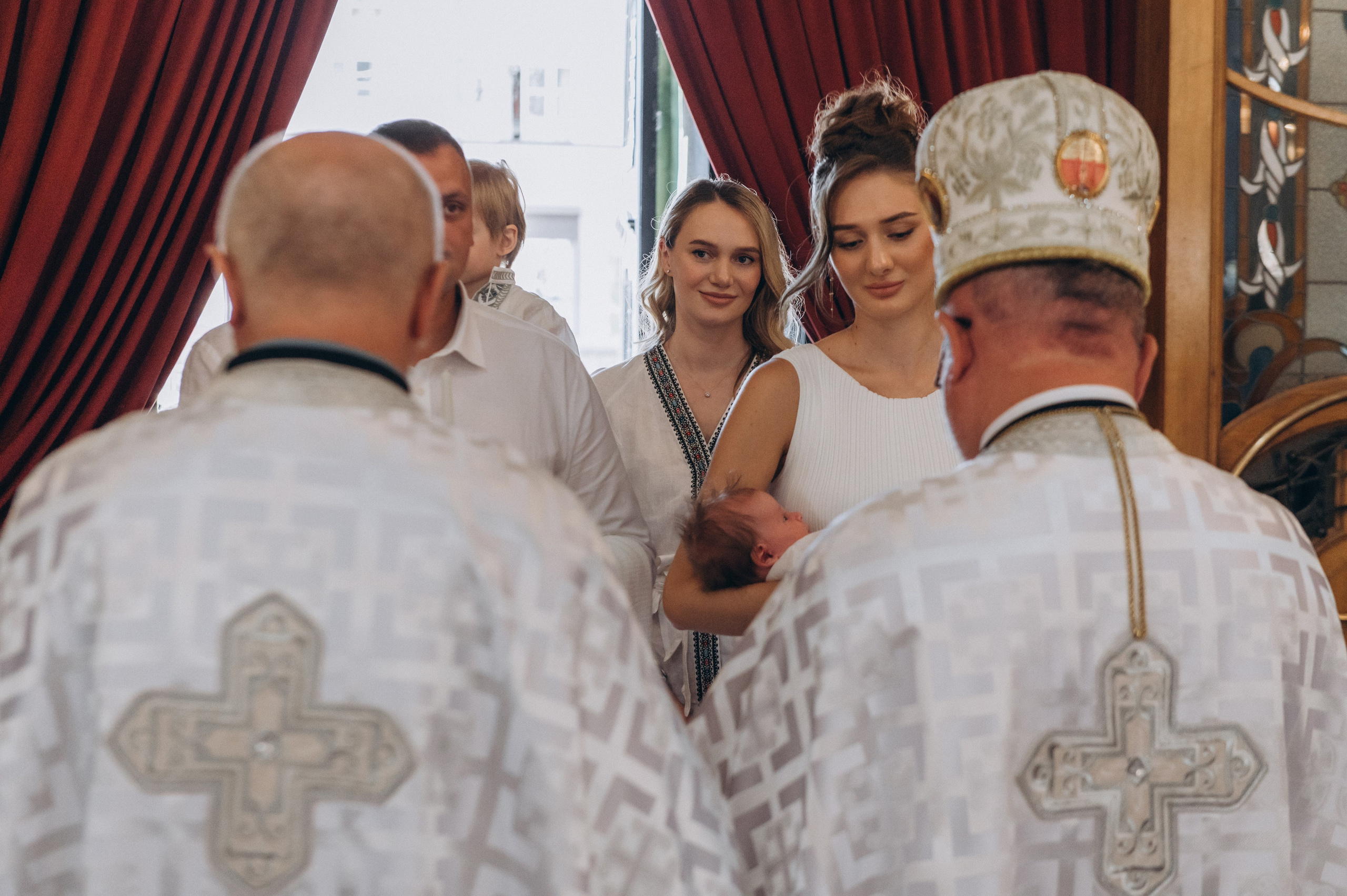 Фотосесія Хрещення Тернопіль, фотосесія хрестин Тернопіль, Катедра Тернопіль, фотосесія хрещення катедра. Сімейний, дитячий та індивідуальний фотограф в м. Тернопіль, м. Львів