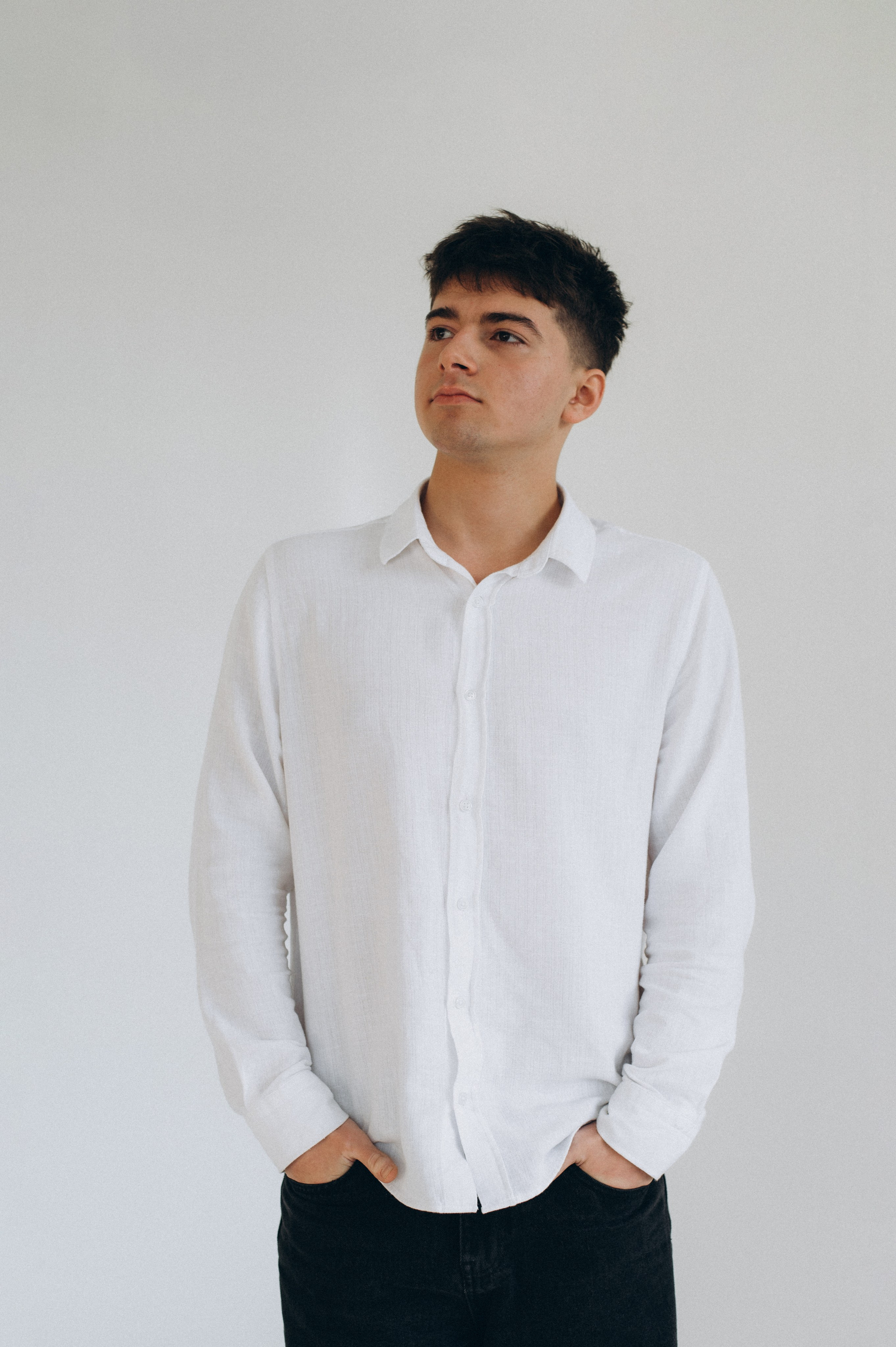 Фотосесія випускників, фотосесія на віньєтки Тернопіль, випускники Тернопіль, випуск 2025. Сімейний, дитячий та індивідуальний фотограф в м. Тернопіль, м. Львів