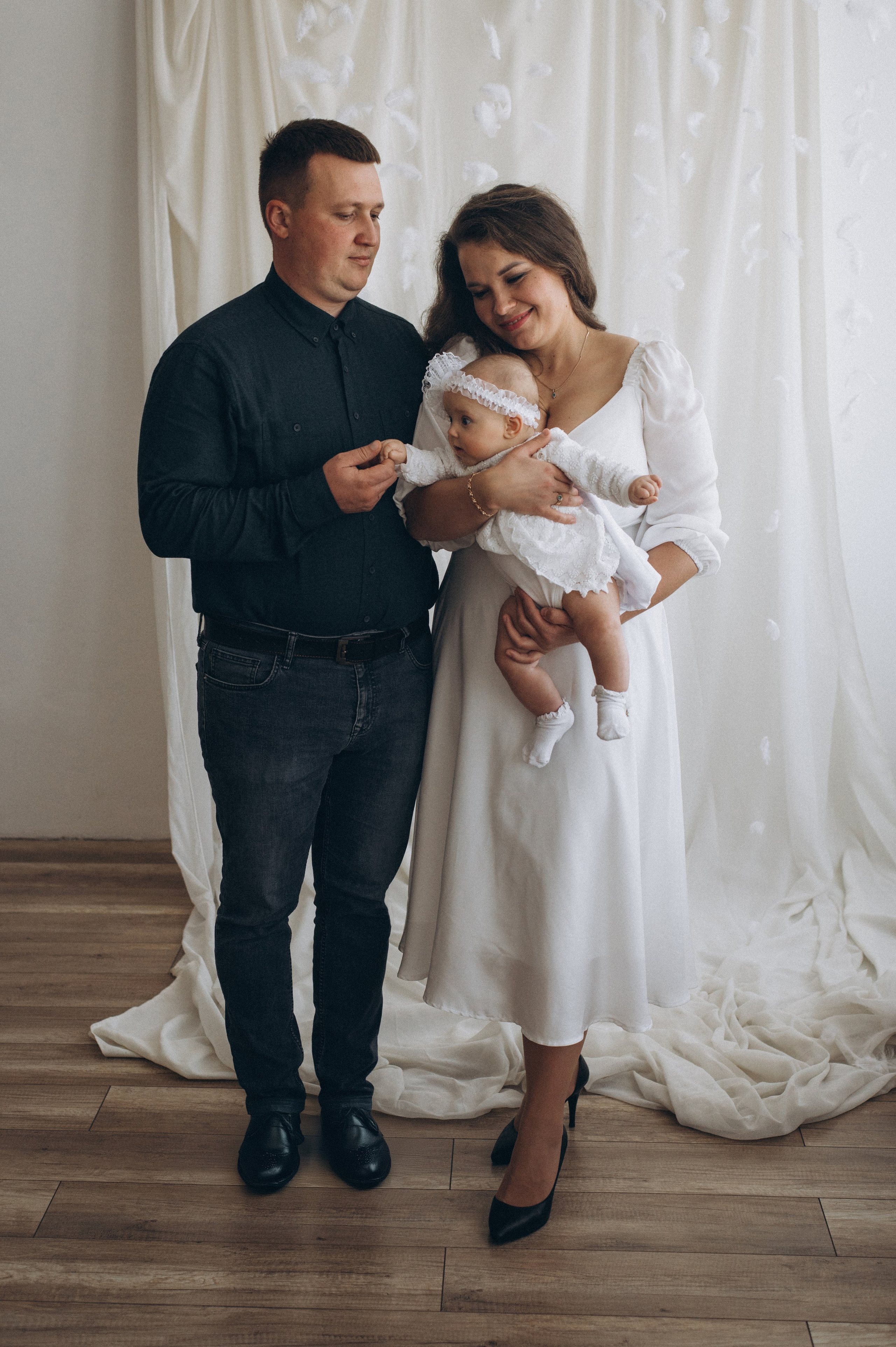 Сімейна фотосесія Тернопіль Львів, студійна сімейна зйомка з дітьми. Сімейний, дитячий та індивідуальний фотограф в м. Тернопіль, м. Львів