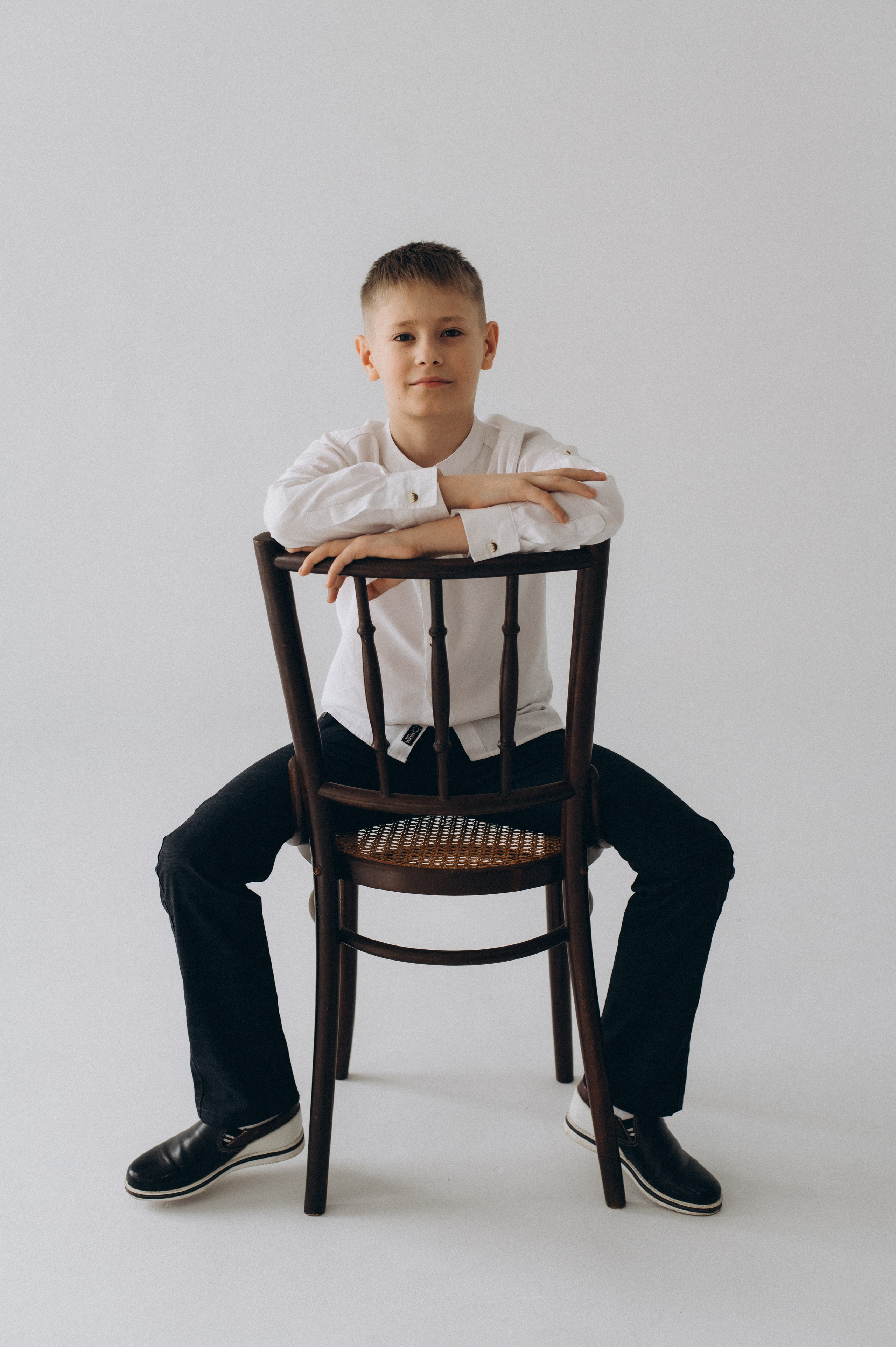 Шкільна фотосесія на віньєтки Тернопіль, шкільні альбоми, фотосесія випускників Тернопіль, випускний альбом, фотограф випускний Тернопіль. Сімейний, дитячий та індивідуальний фотограф в м. Тернопіль, м. Львів