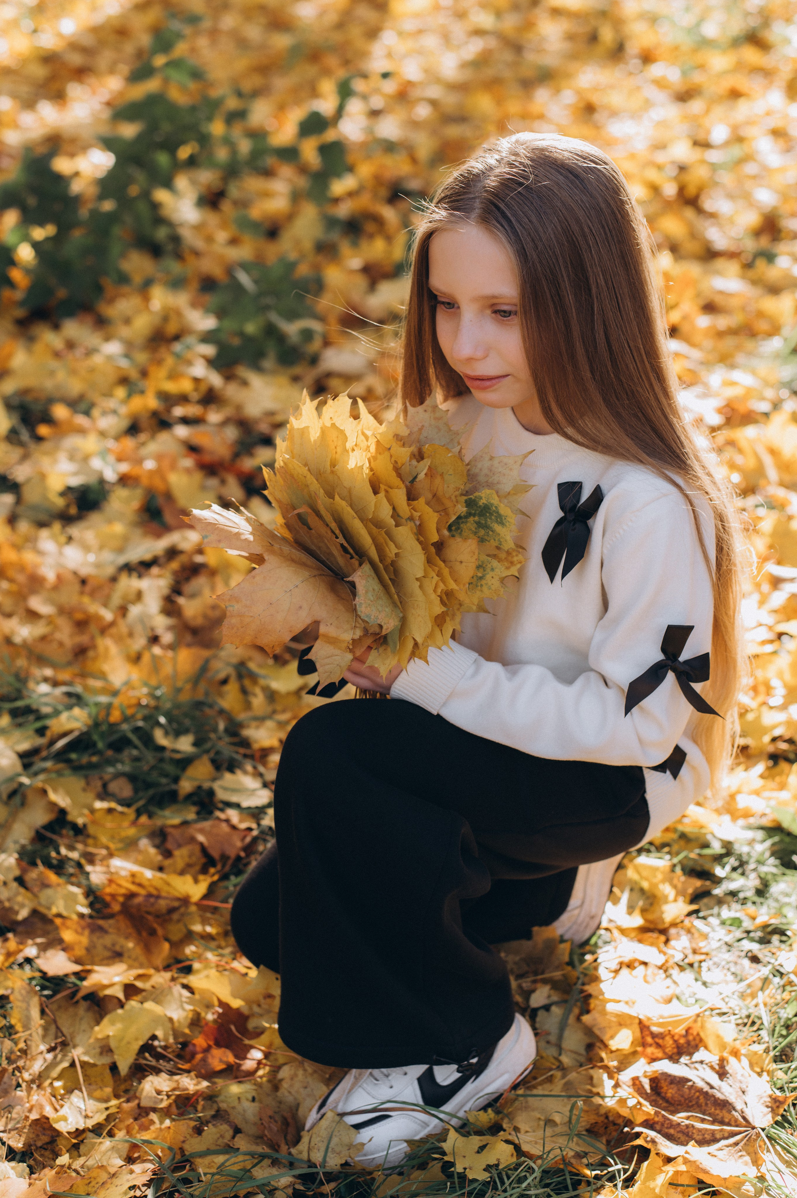 Осіння фотосесія 4 класу на віньєтки, випускні фотоальбоми Тернопіль, фотосесія випускників Тернопіль, шкільний випускний альбом Тернопіль. Сімейний, дитячий та індивідуальний фотограф в м. Тернопіль, м. Львів