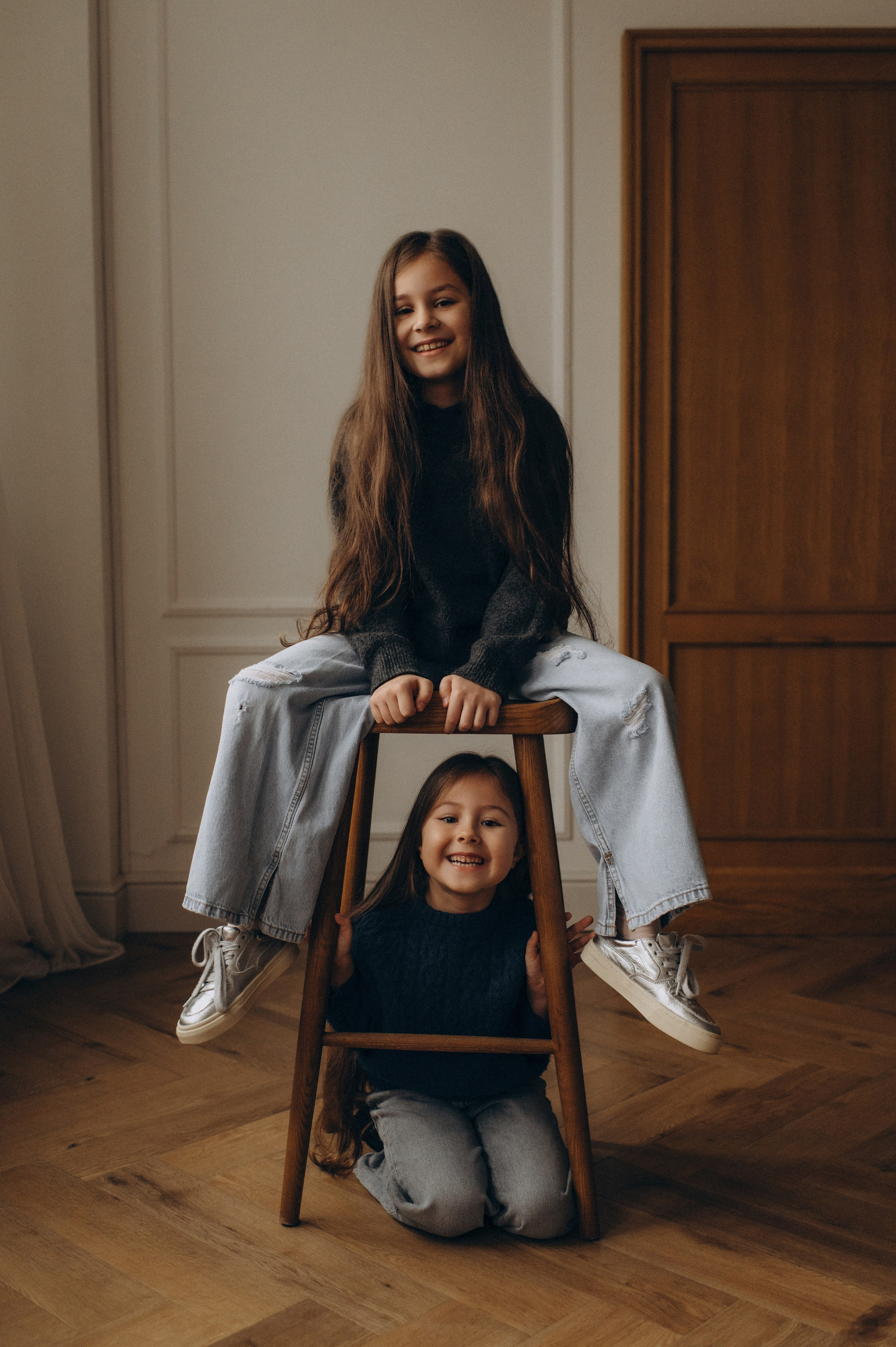 Фотосесія сестричок Тернопіль, зйомка сестрички, сімейний фотограф Тернопіль, портретний фотограф Тернопіль, фотосесія дітей. Сімейний, дитячий та індивідуальний фотограф в м. Тернопіль, м. Львів