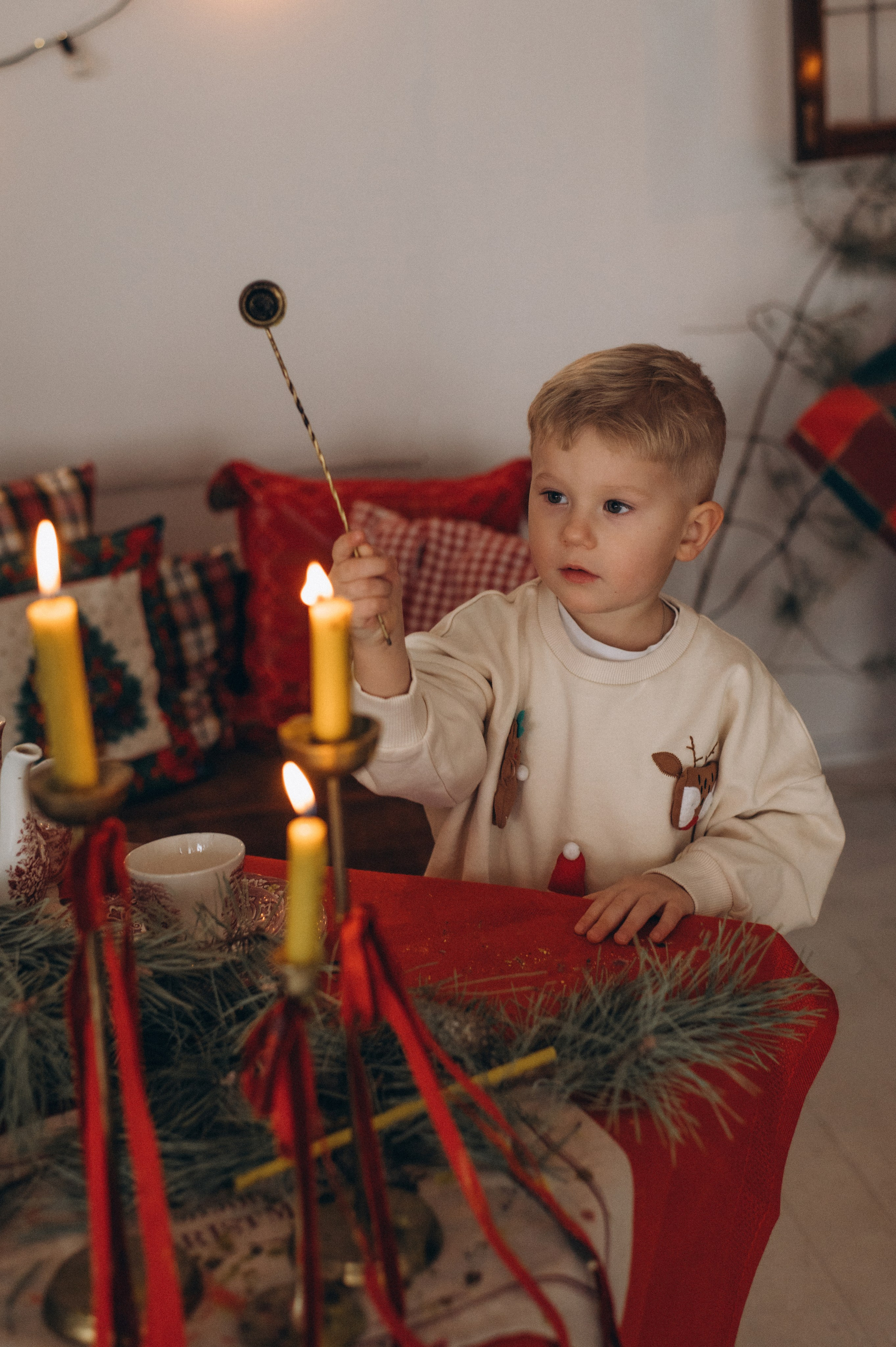 Новорічна сімейна фотосесія у студії Тернопіль, фотосесія мами та дитини, сімейний фотограф Тернопіль, новорічна зйомка. Сімейний, дитячий та індивідуальний фотограф в м. Тернопіль, м. Львів