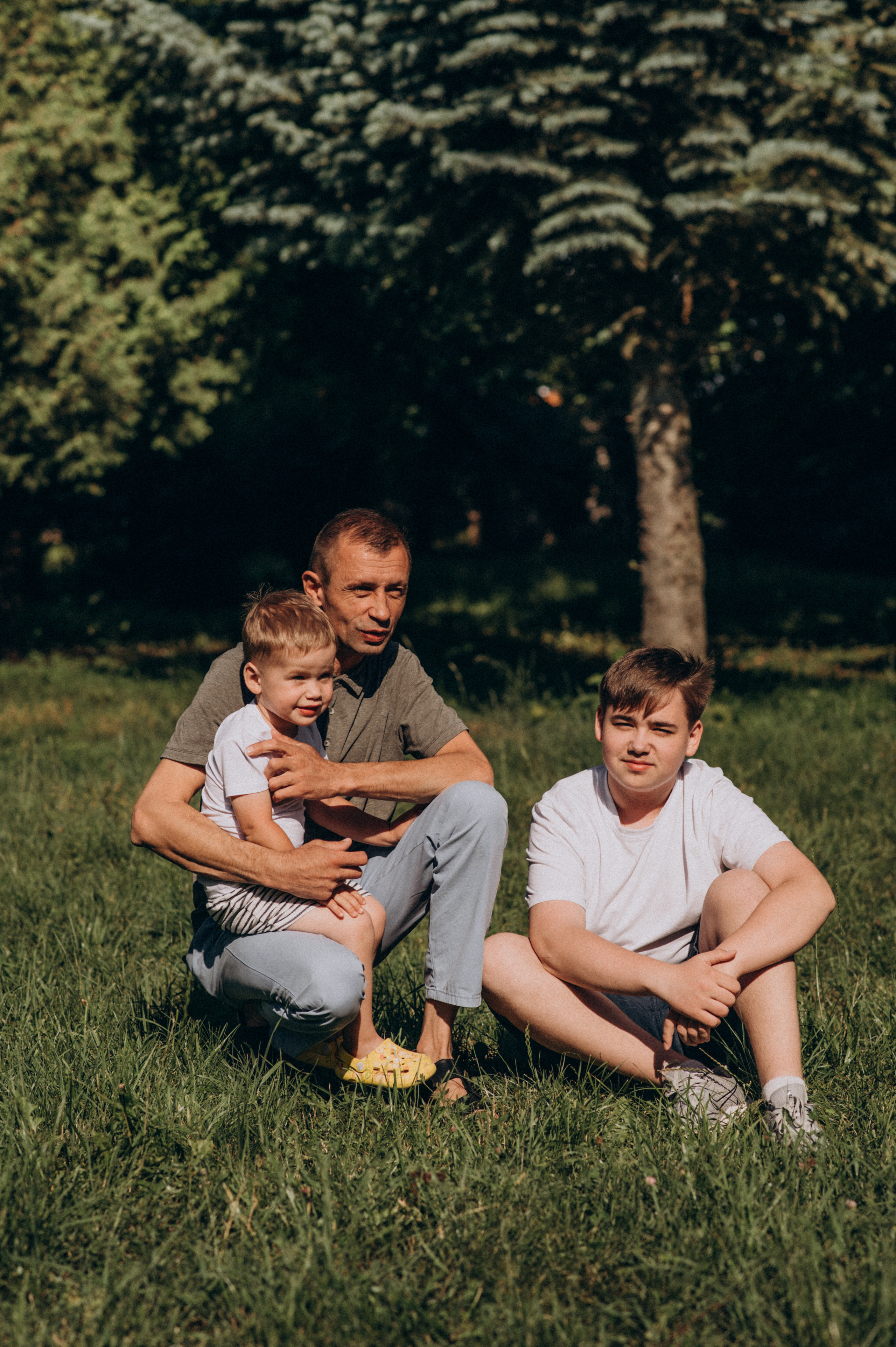 Сімейна літня фотосесія в парку, сімейний фотограф Тернопіль Львів. Сімейний, дитячий та індивідуальний фотограф в м. Тернопіль, м. Львів